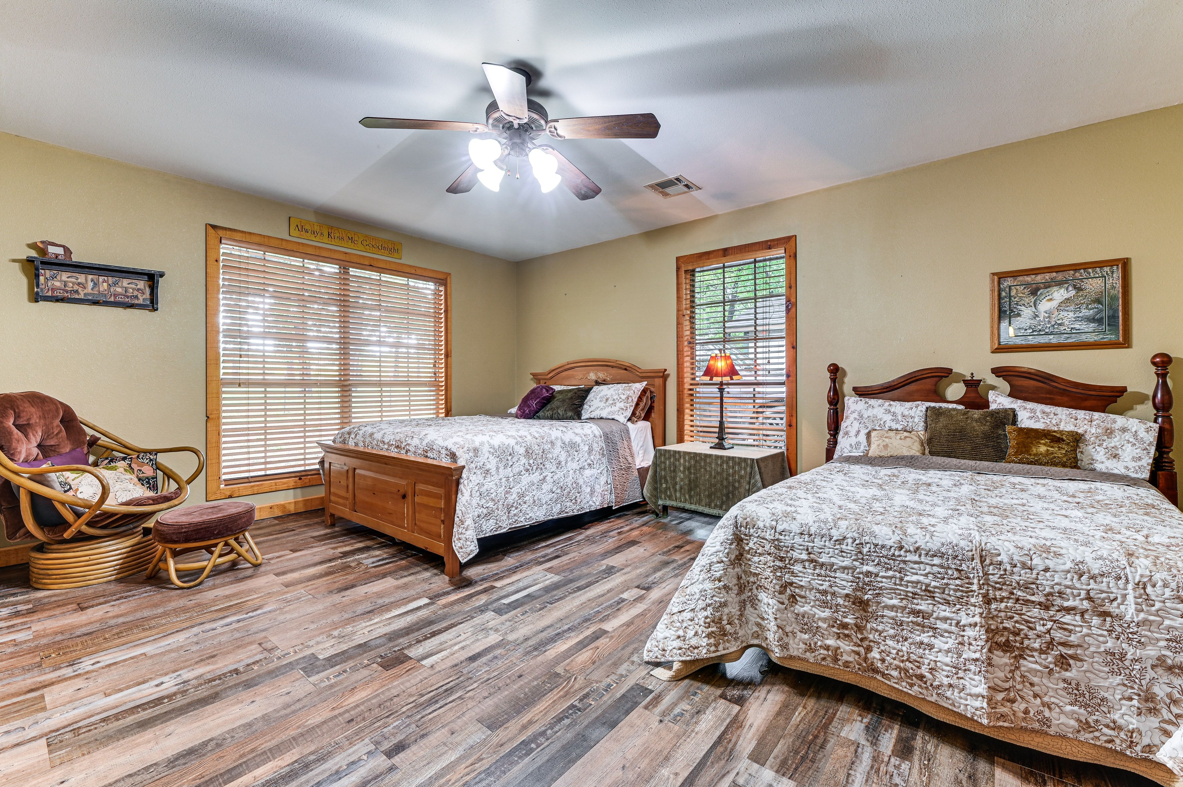 Bedroom 2 | King Bed | Full Bed | En-Suite Bathroom
