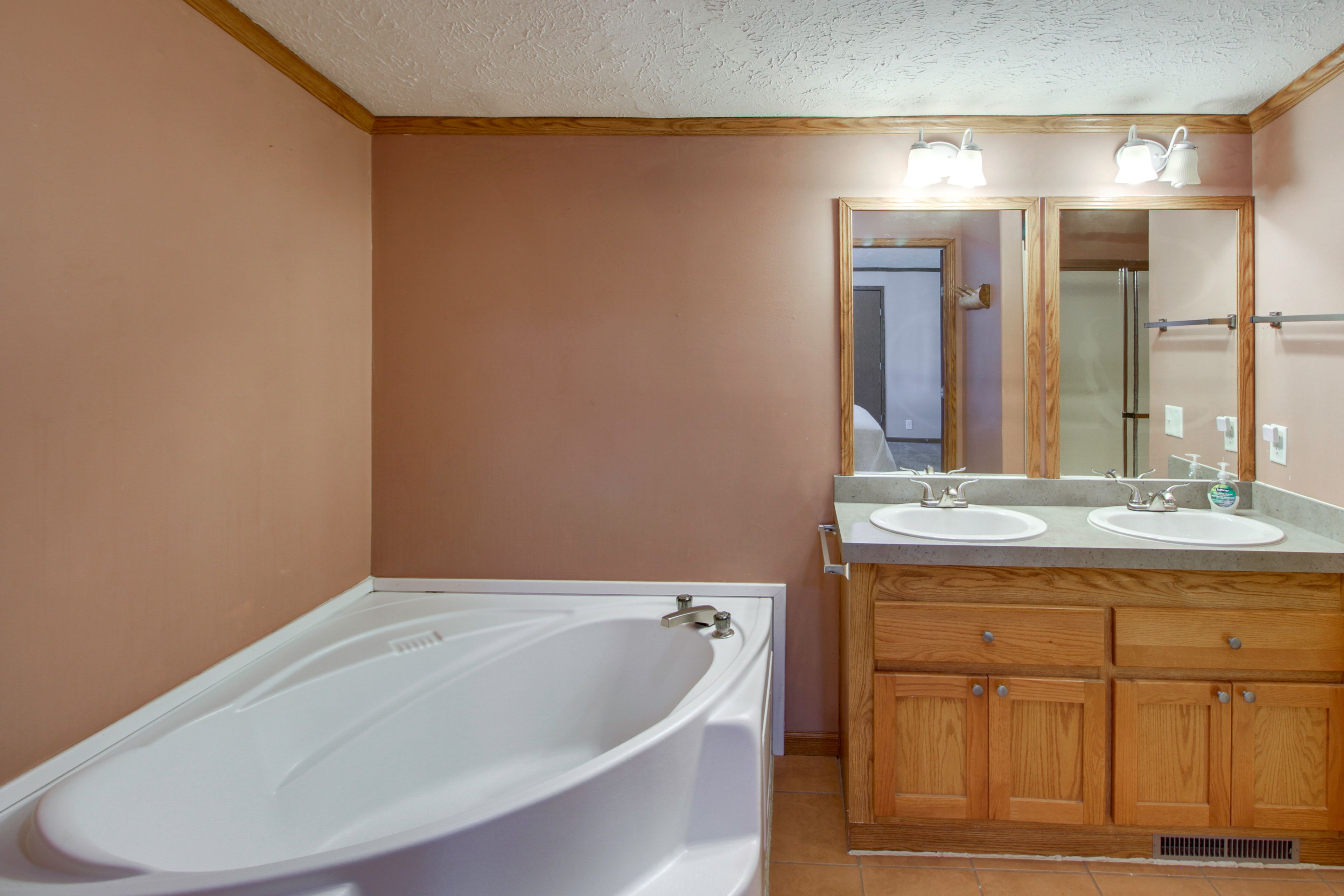 En-Suite Bathroom