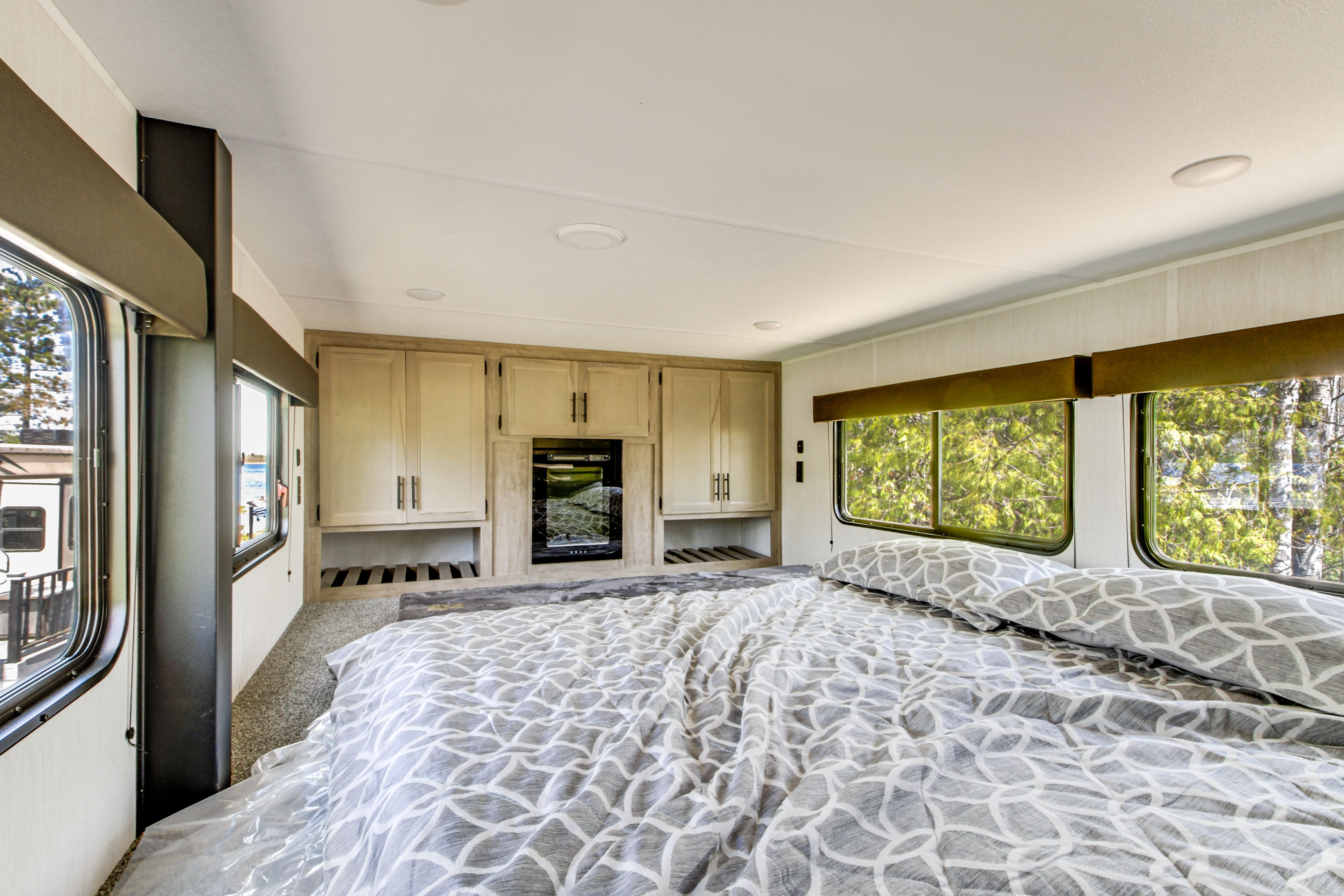 Loft | 2 Full Air Mattresses