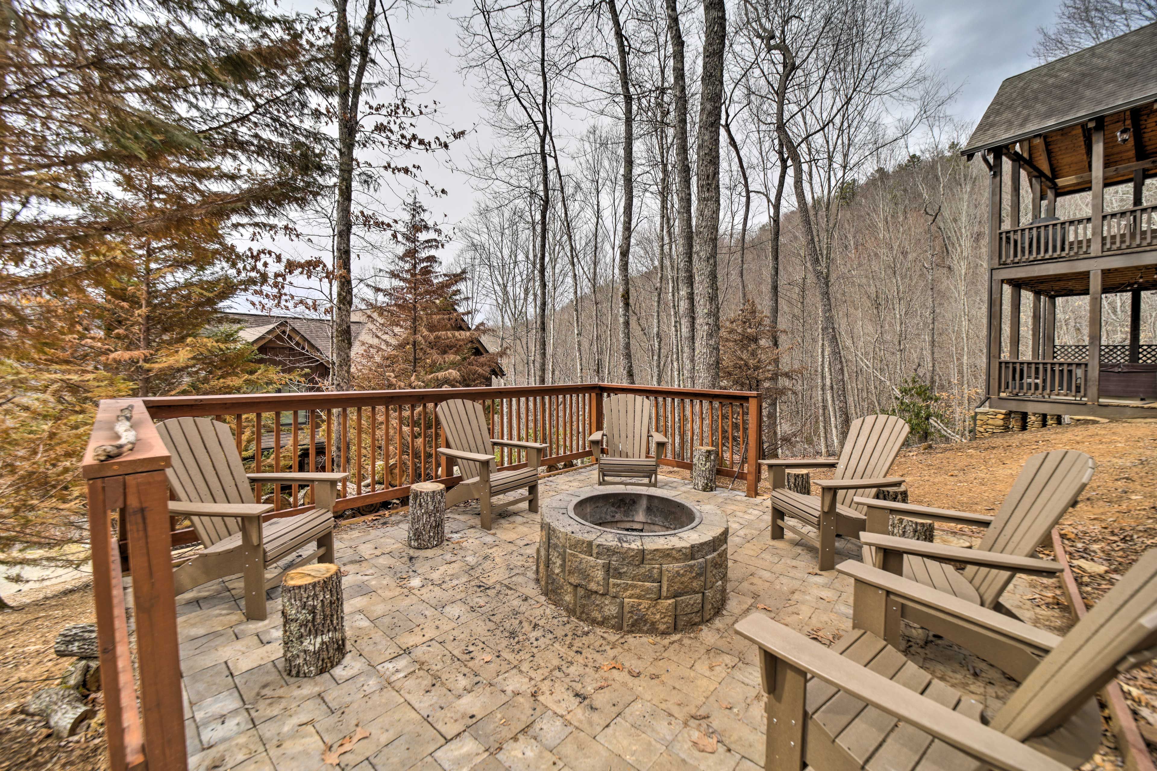 Wildflower Community Amenities | Fire Pit