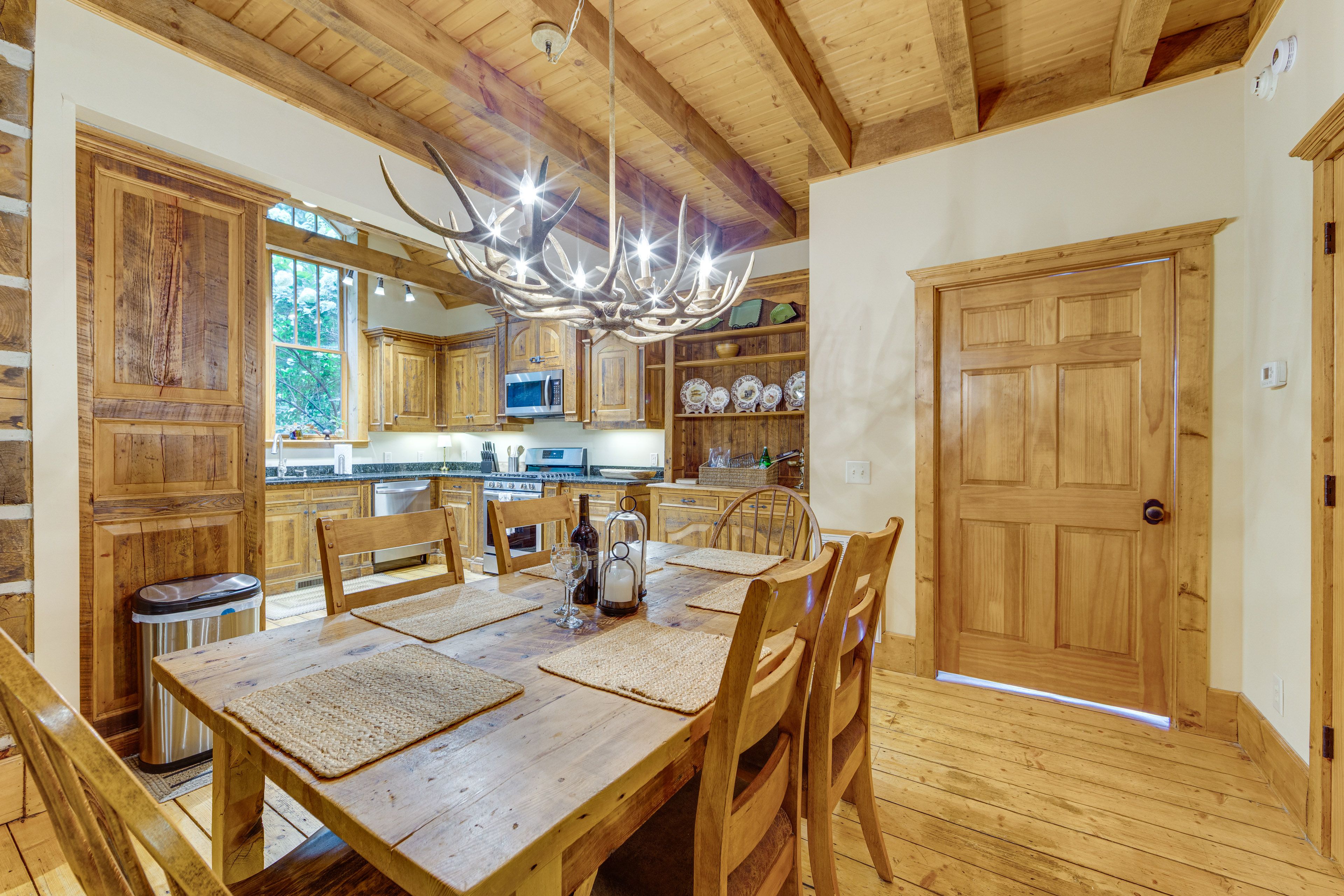 Dining Area | 1st Floor