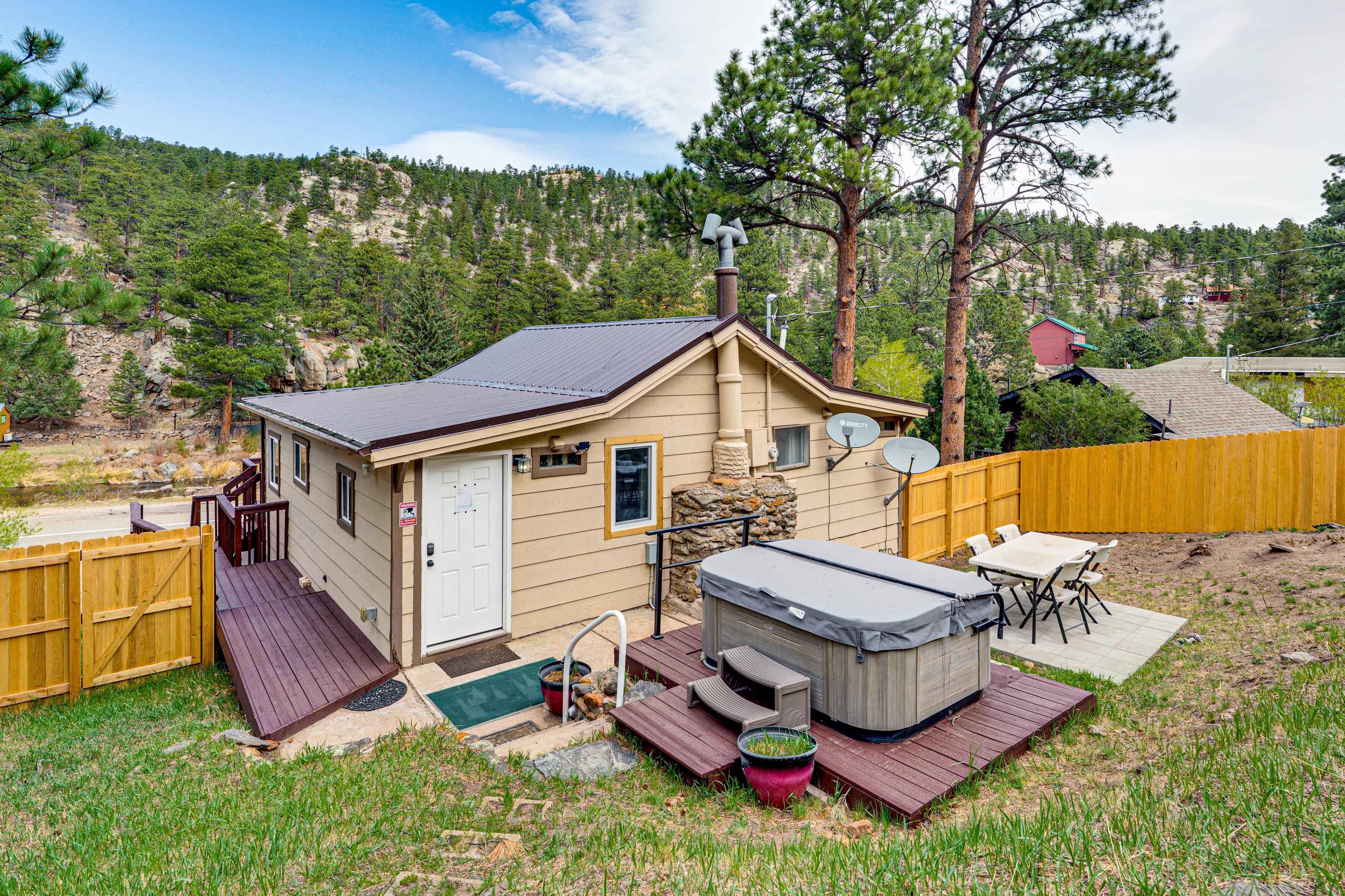 Drake Vacation Rental | 1BR | 2BA | 1,000 Sq Ft | Staircase to Enter
