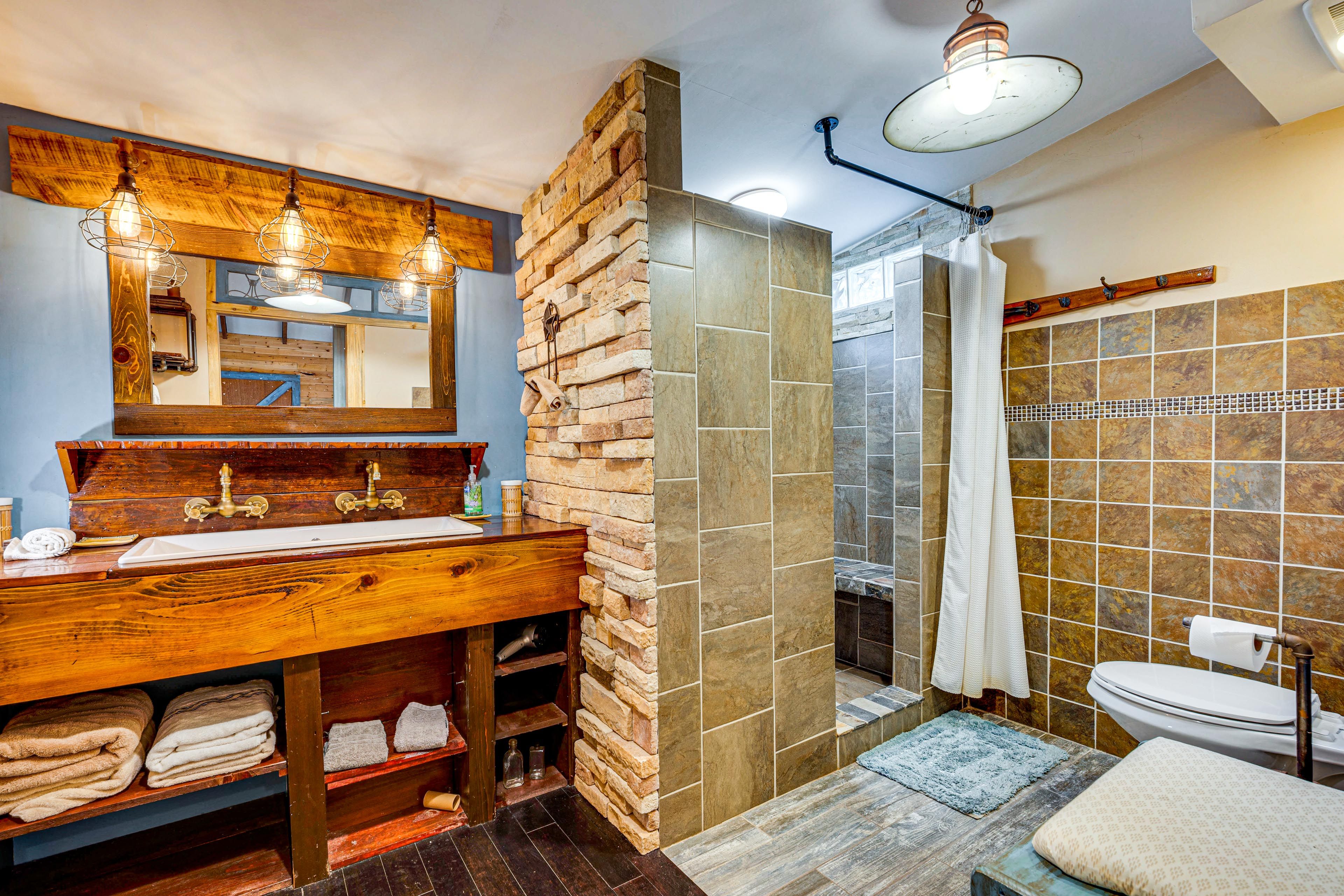 Full Bathroom