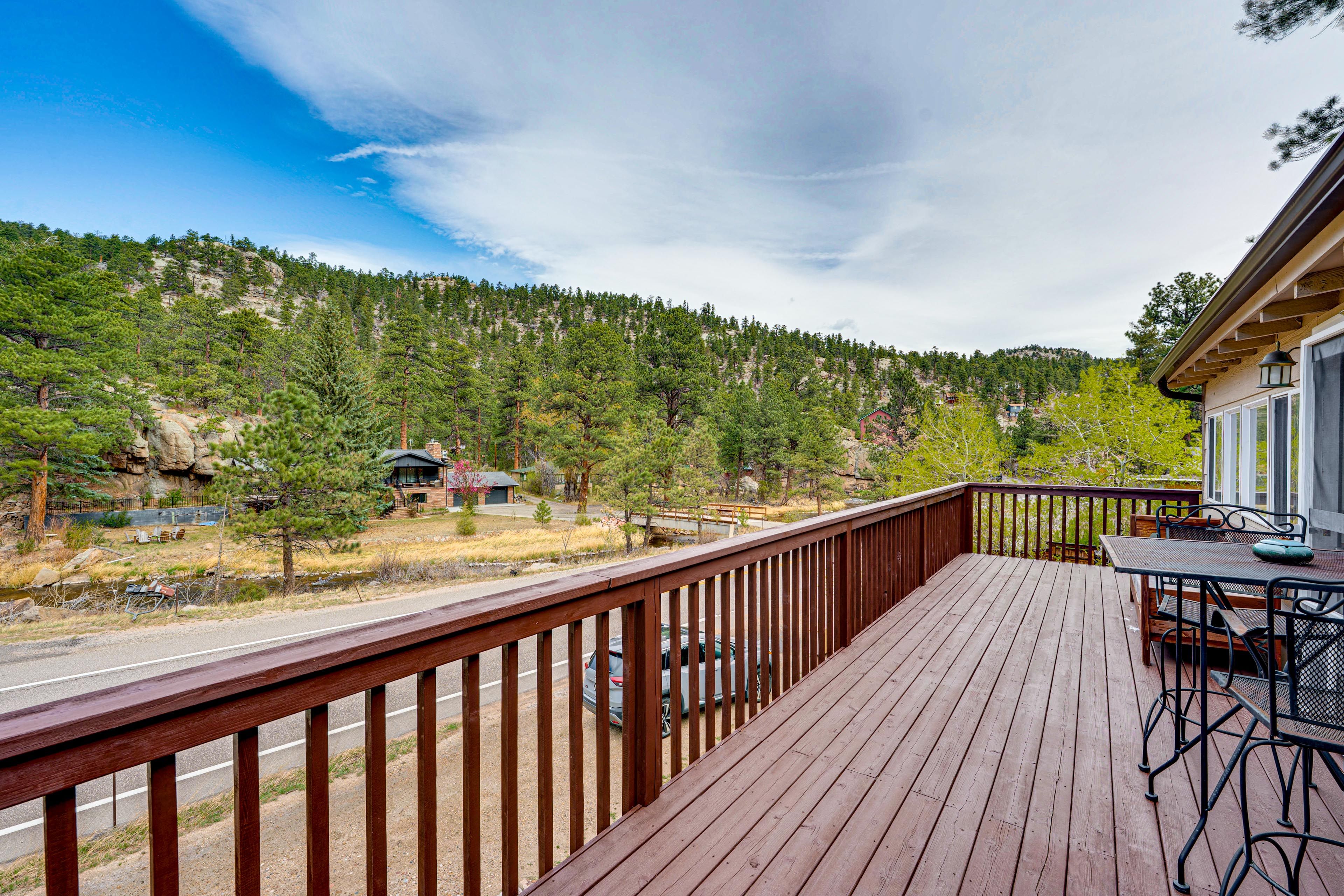 Private Deck