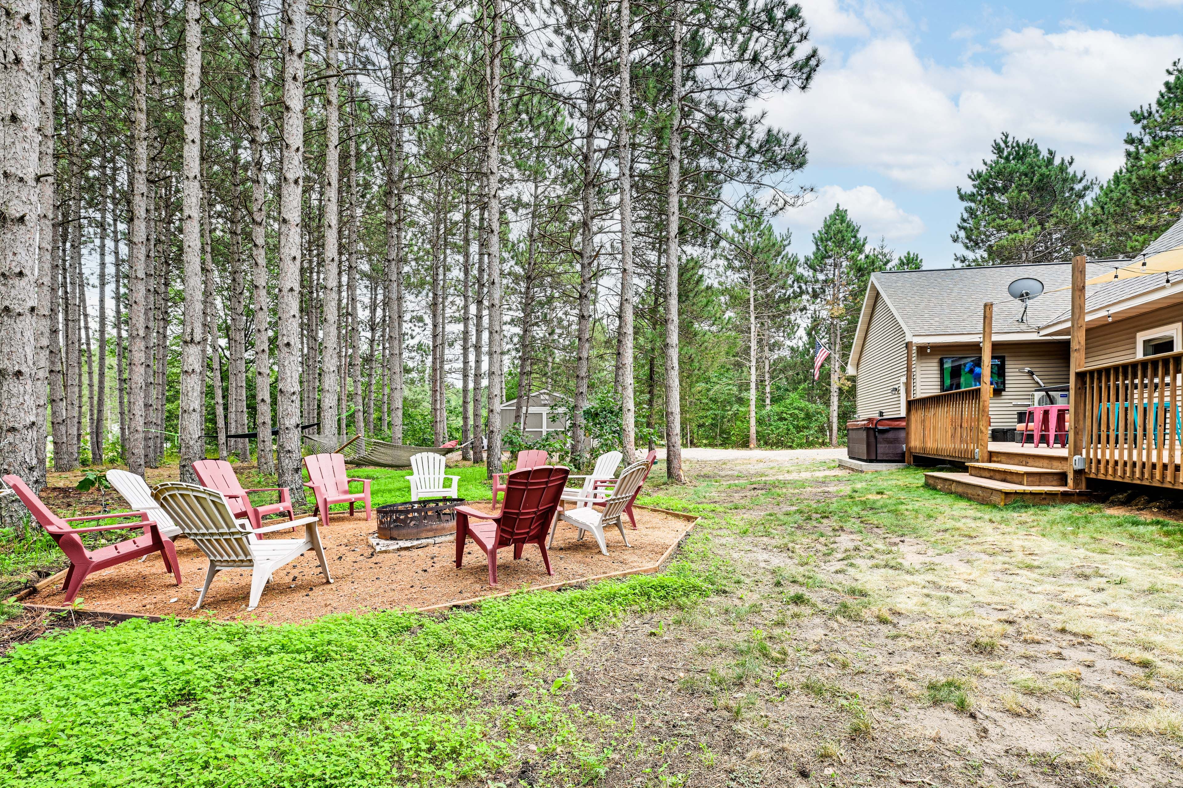 Nekoosa Vacation Rental | 3BR | 3BA | 2,400 Sq Ft