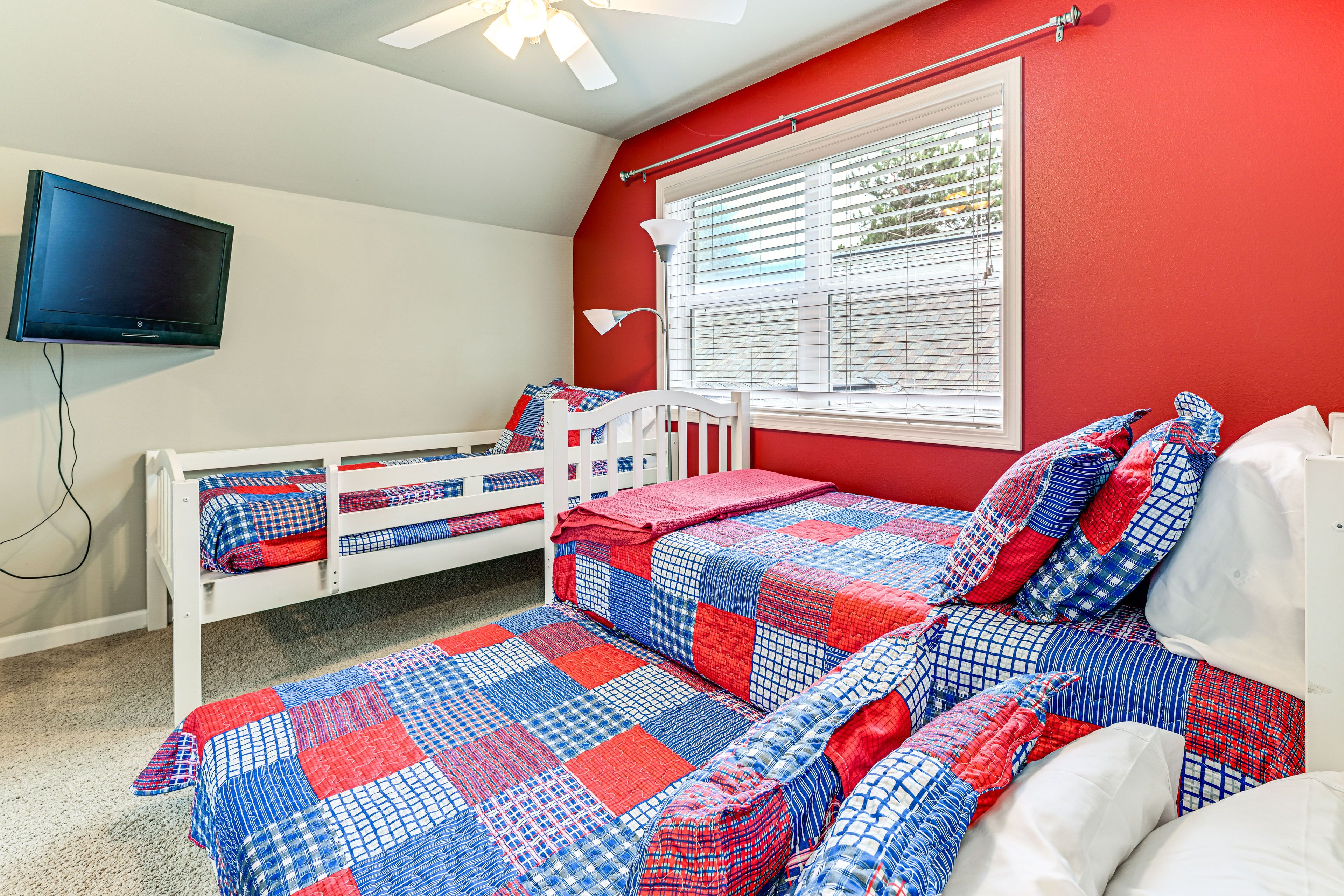 Bedroom 3 | 3 Twin Beds | 2nd Floor