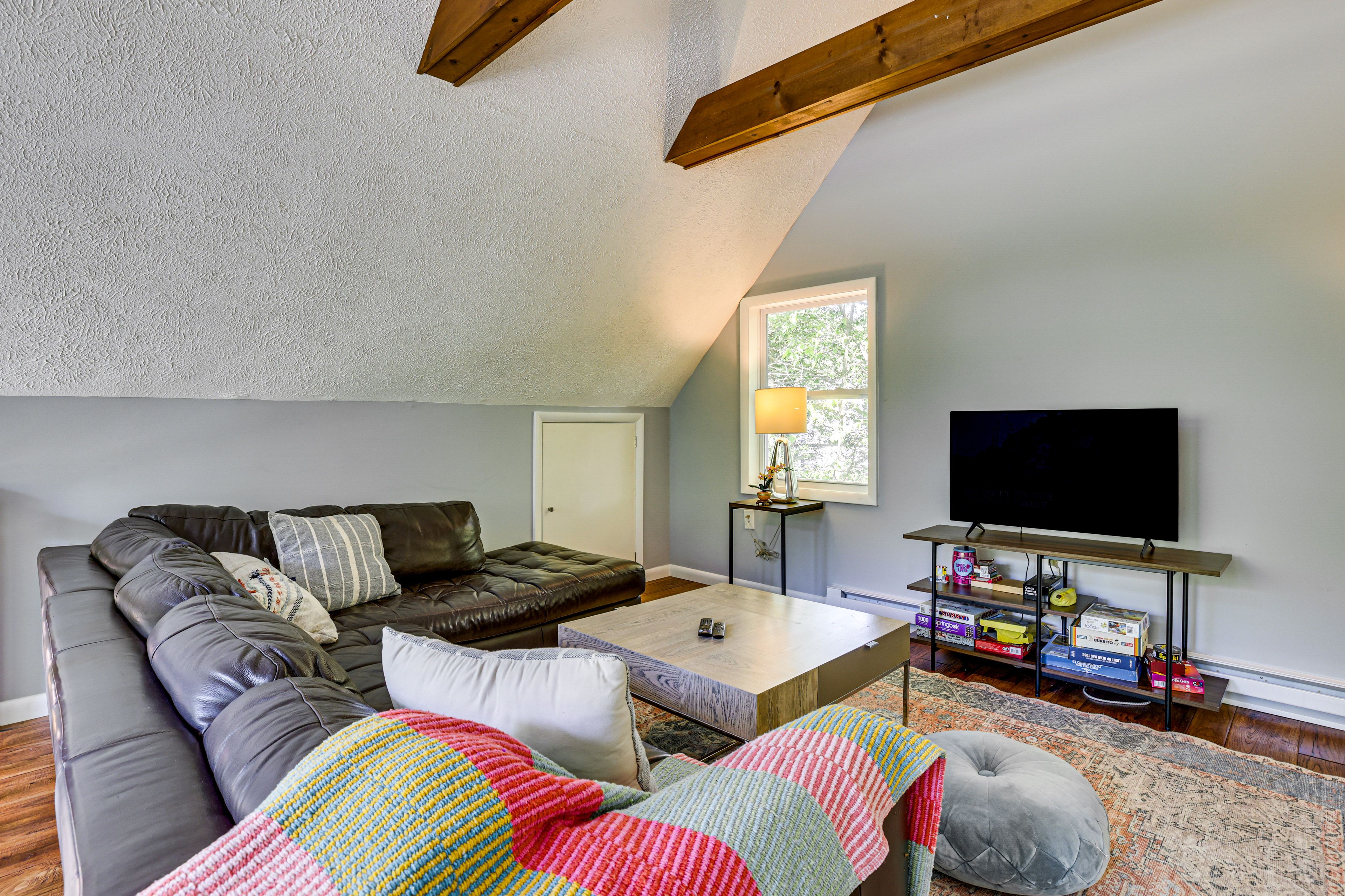 Loft | Smart TV | Board Games