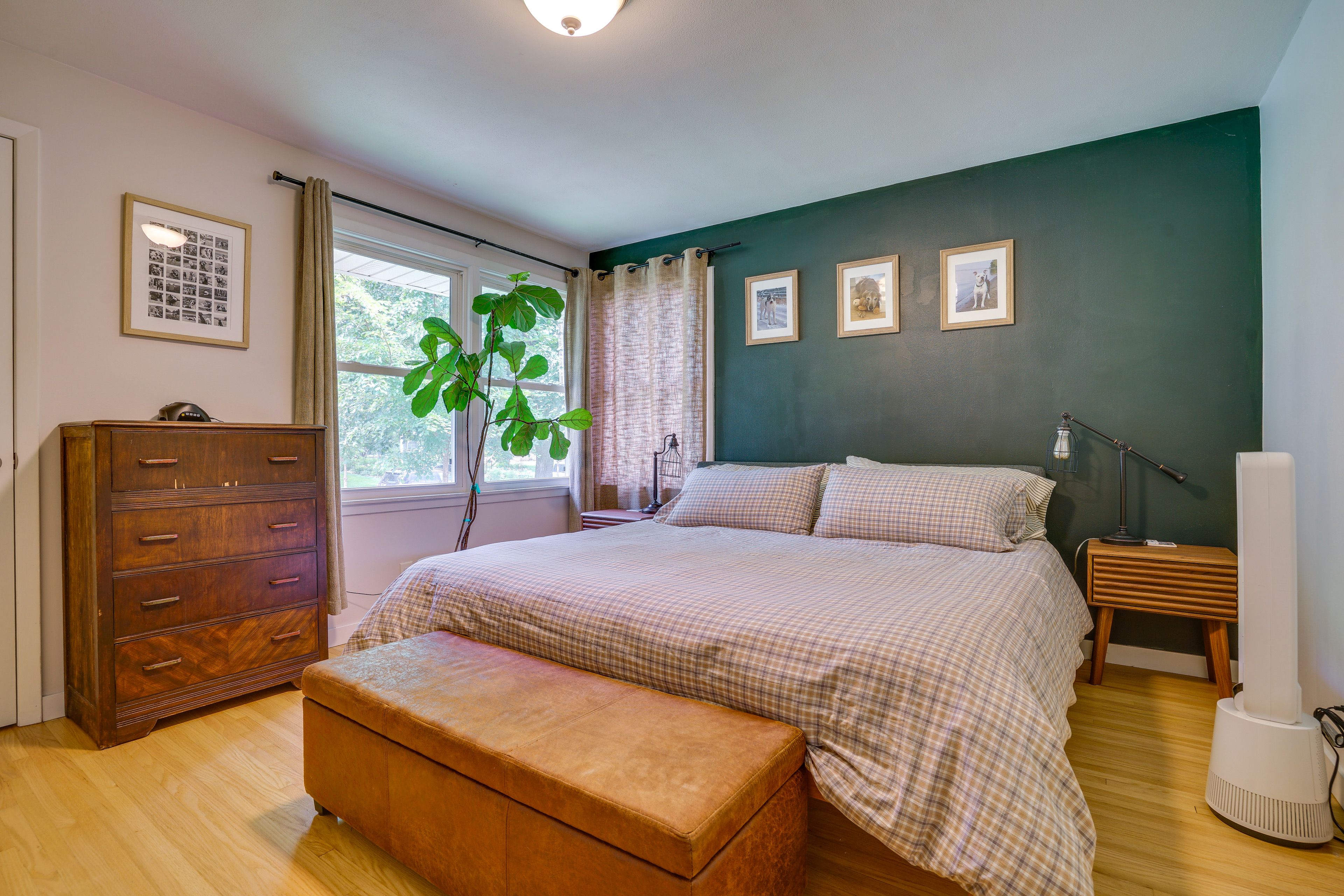 Bedroom 1 | Main Level | King Bed