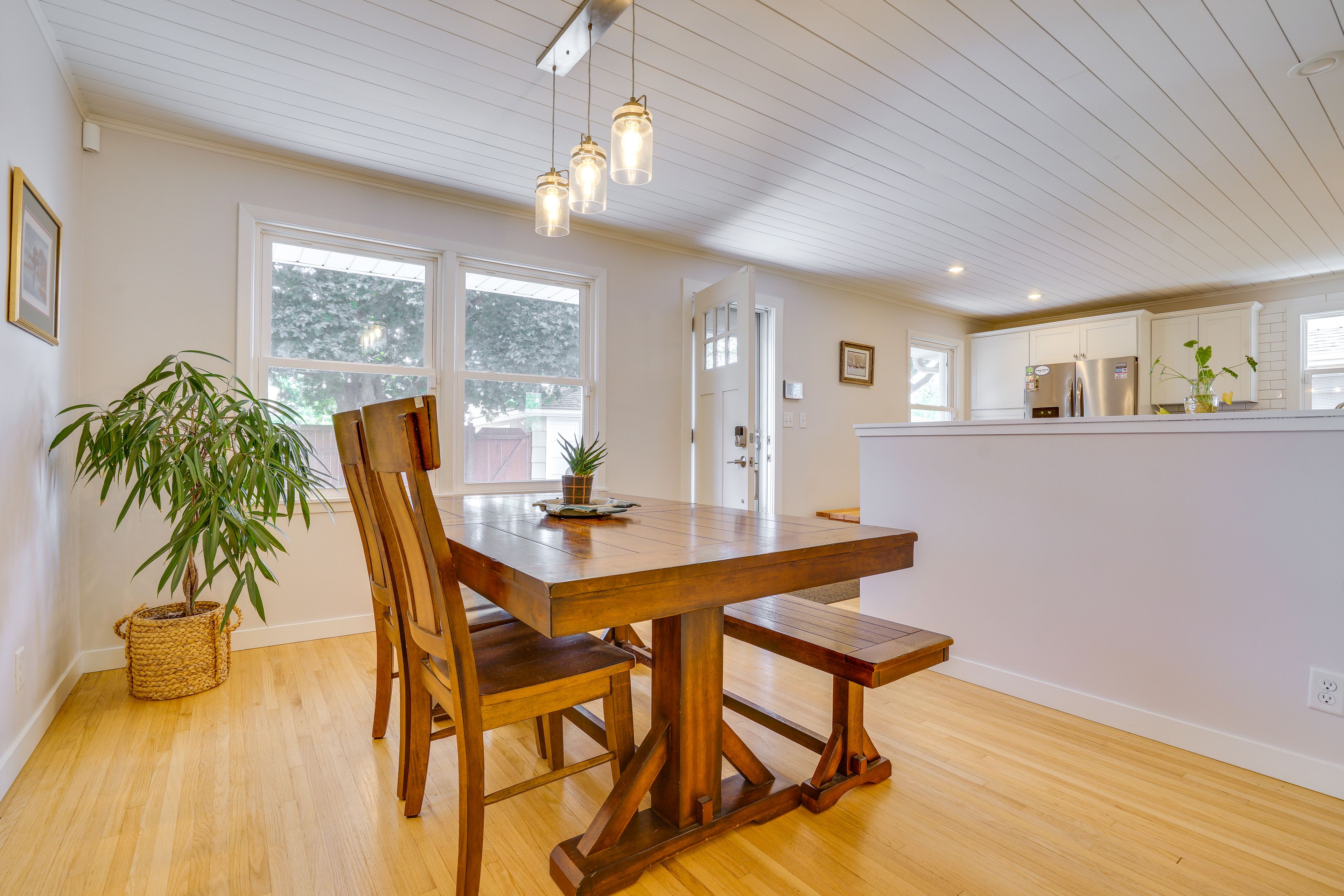 Dining Room | Main Level