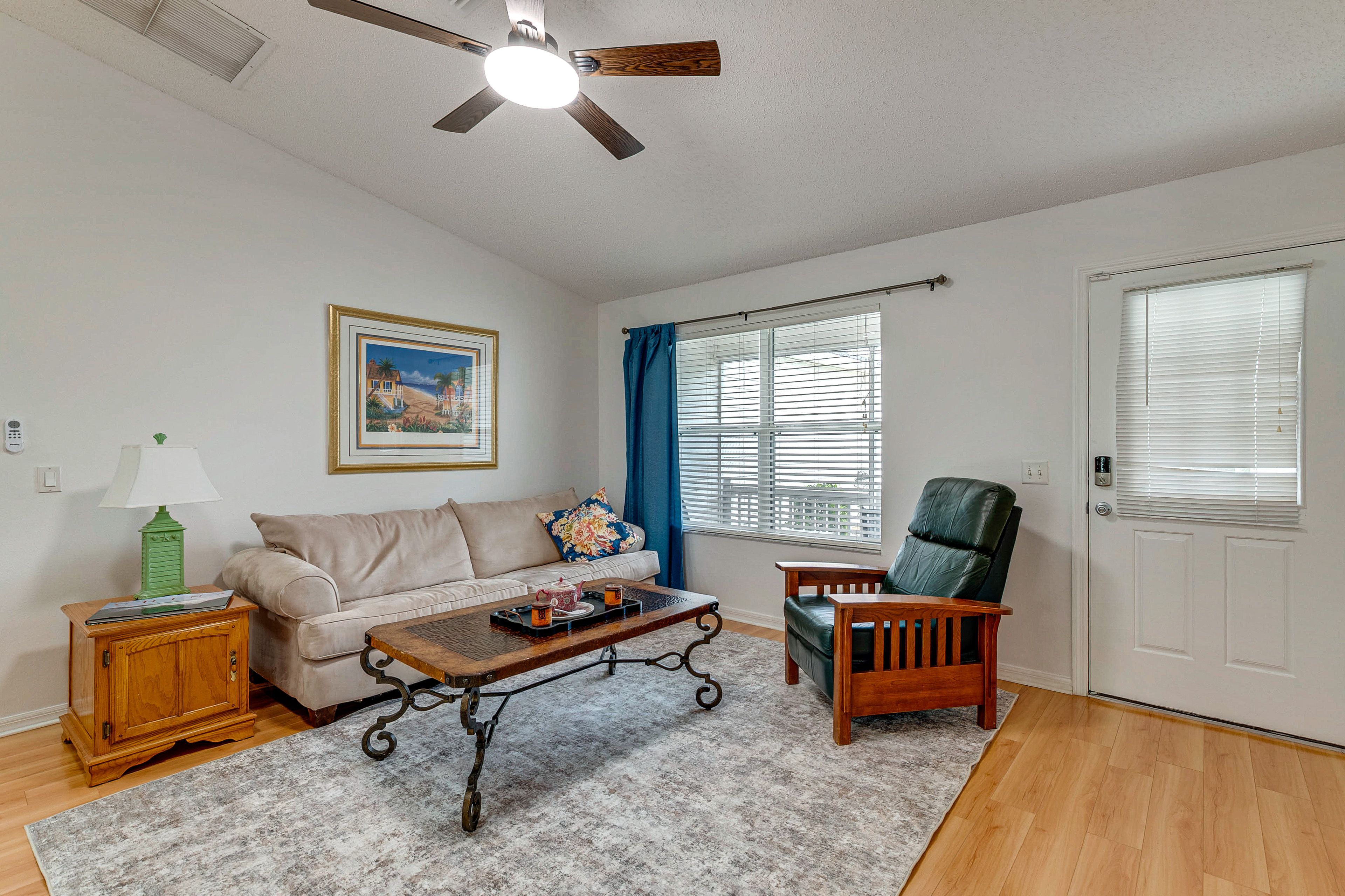 Living Room | Sleeper Sofa