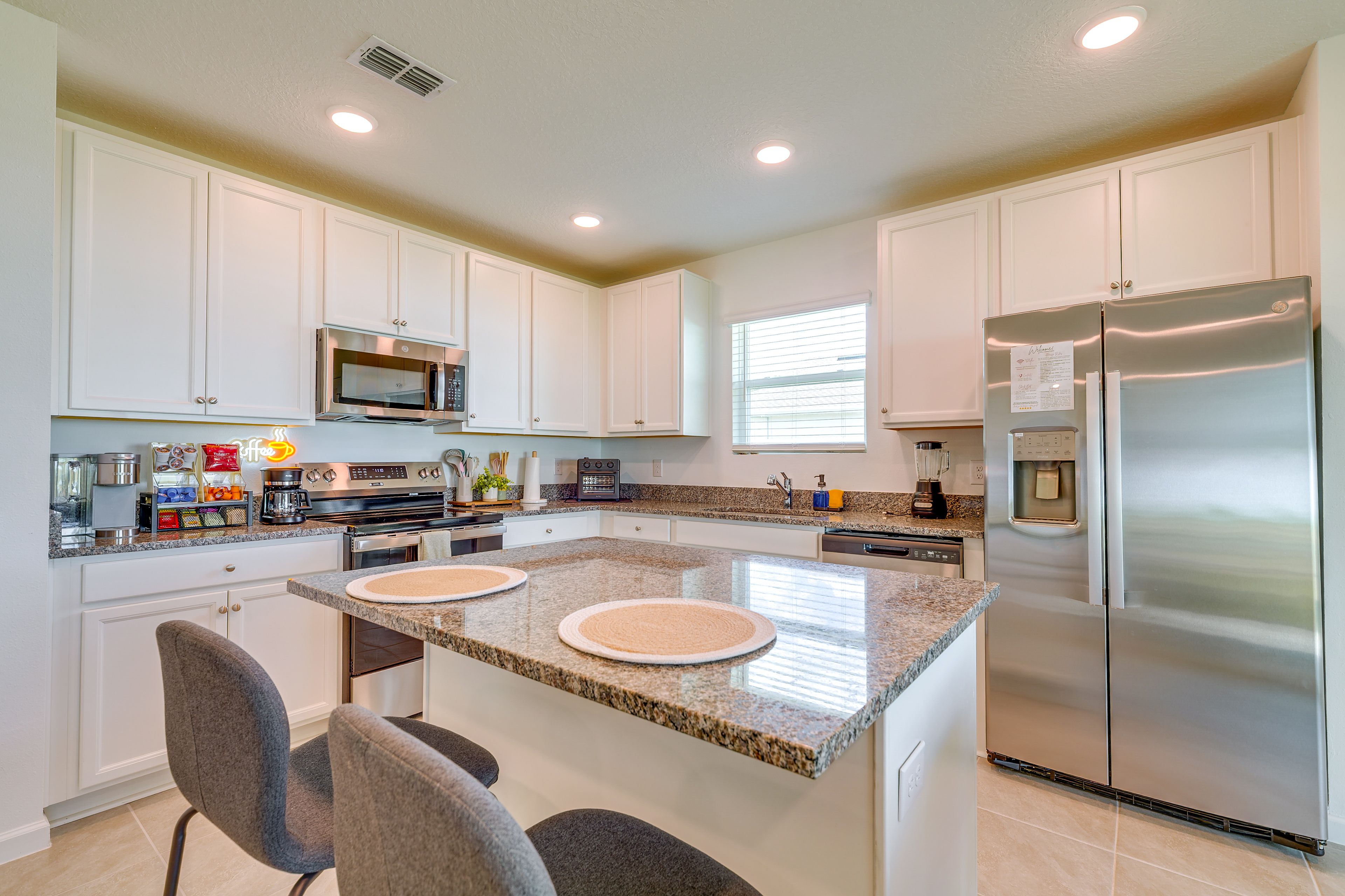 Kitchen | Dishwasher