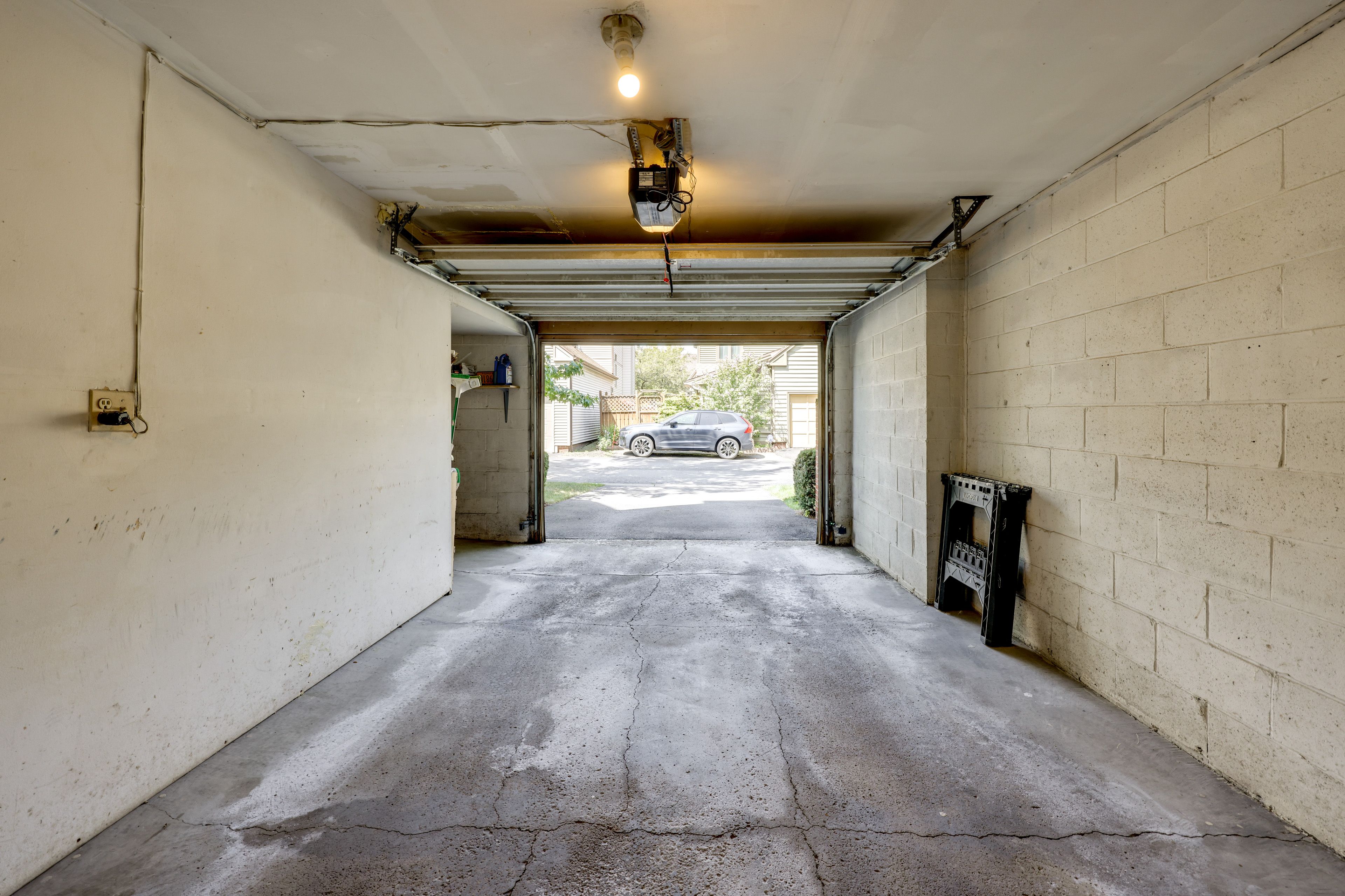 Parking | Garage (1 Vehicle) | Driveway (2 Vehicles) | Free Street Parking