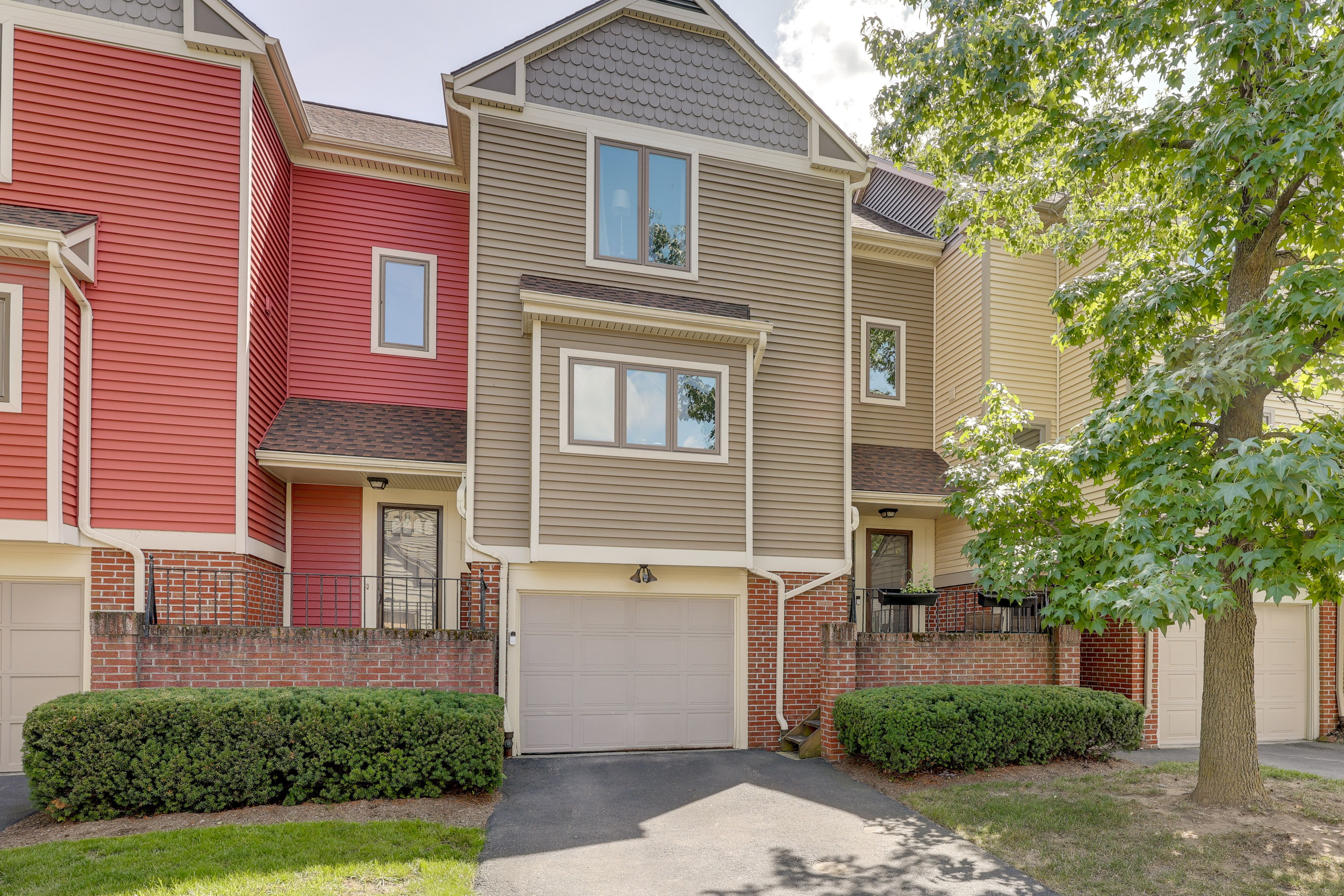 Townhome Exterior | 3 Stories
