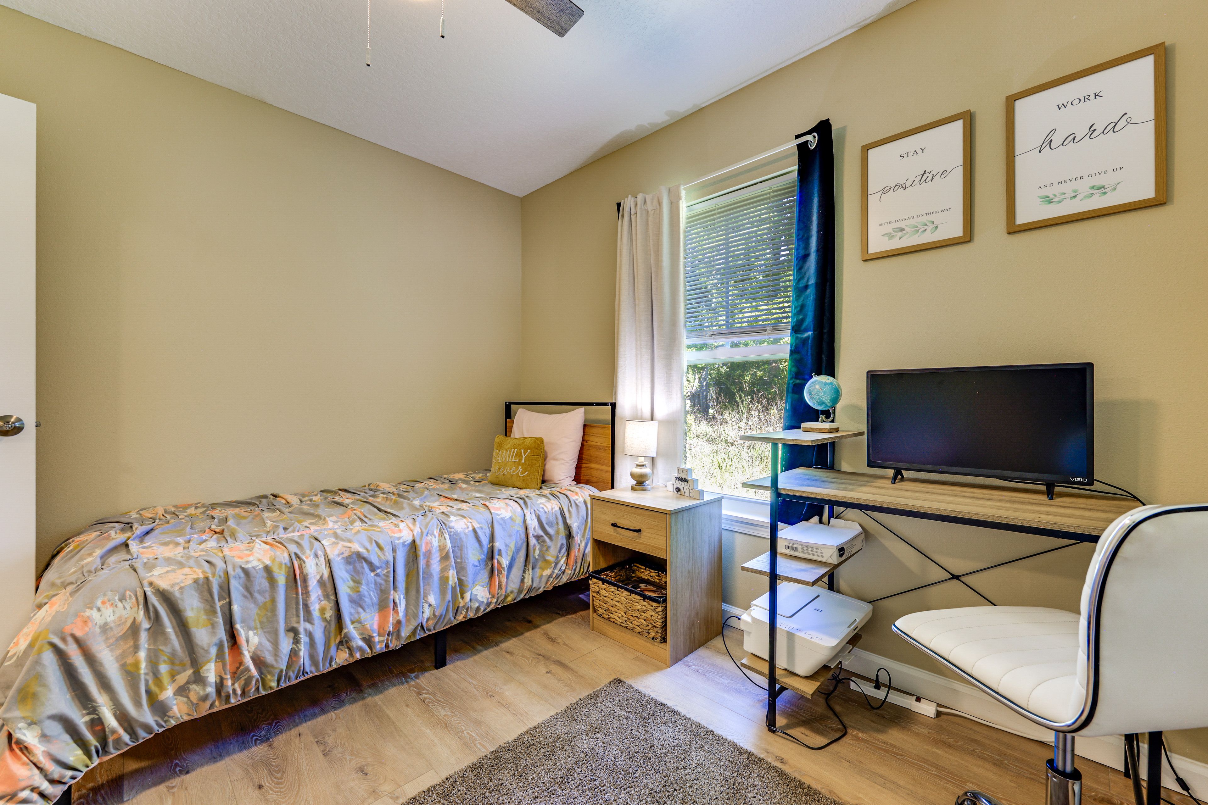 Bedroom 3 | Twin Bed