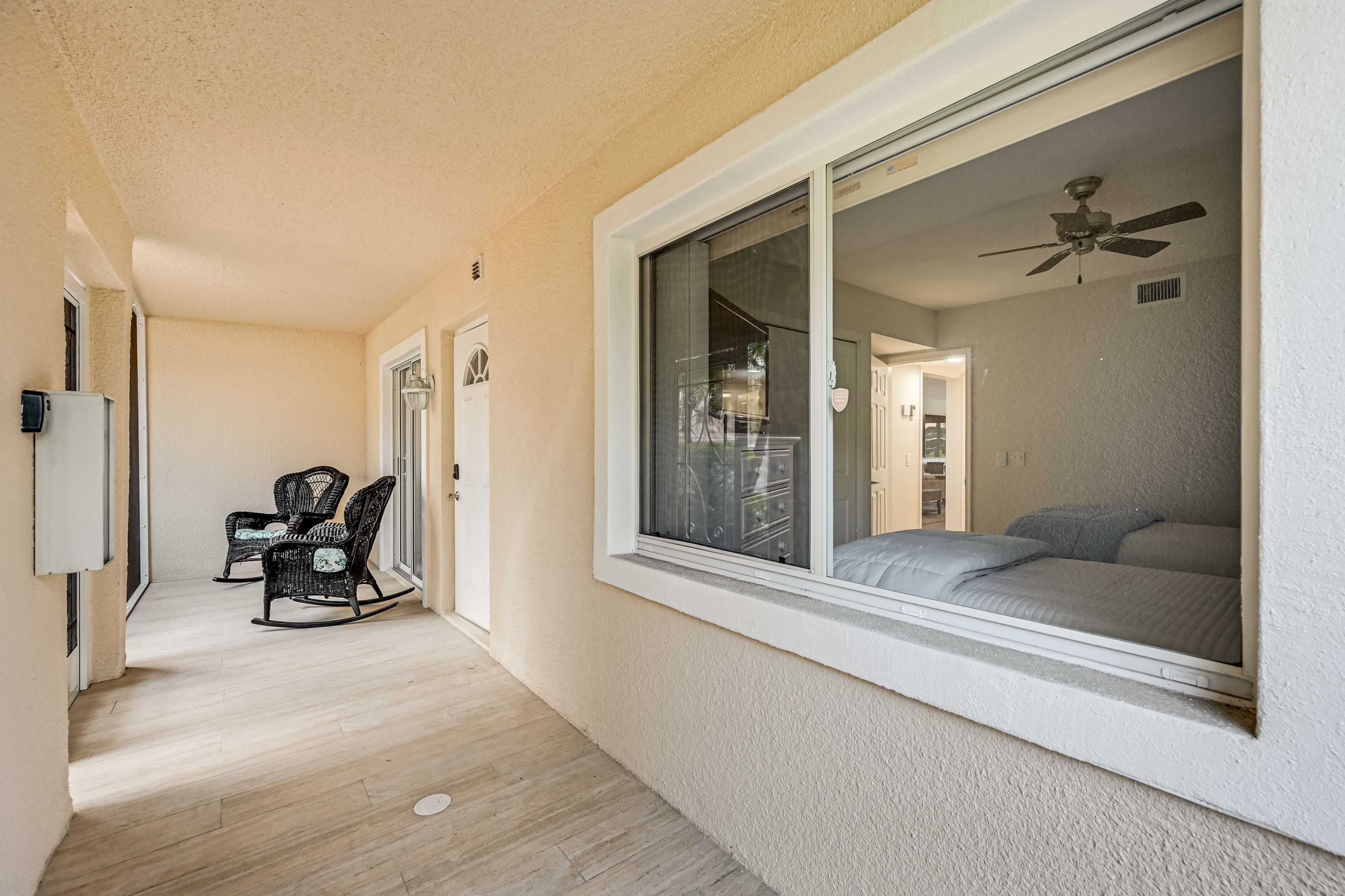Screened-In Porch