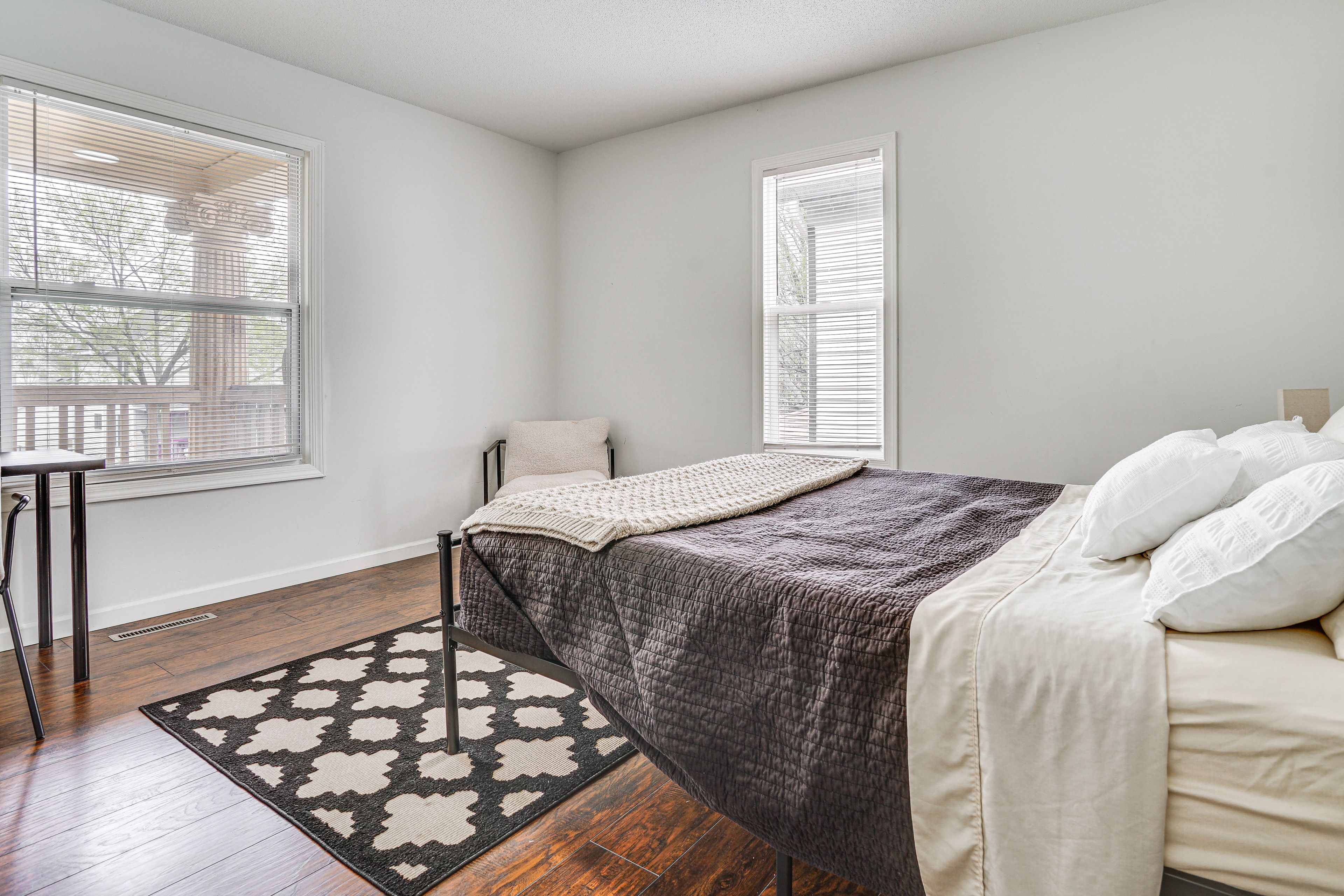 Bedroom 1 | Queen Bed | 2nd Floor