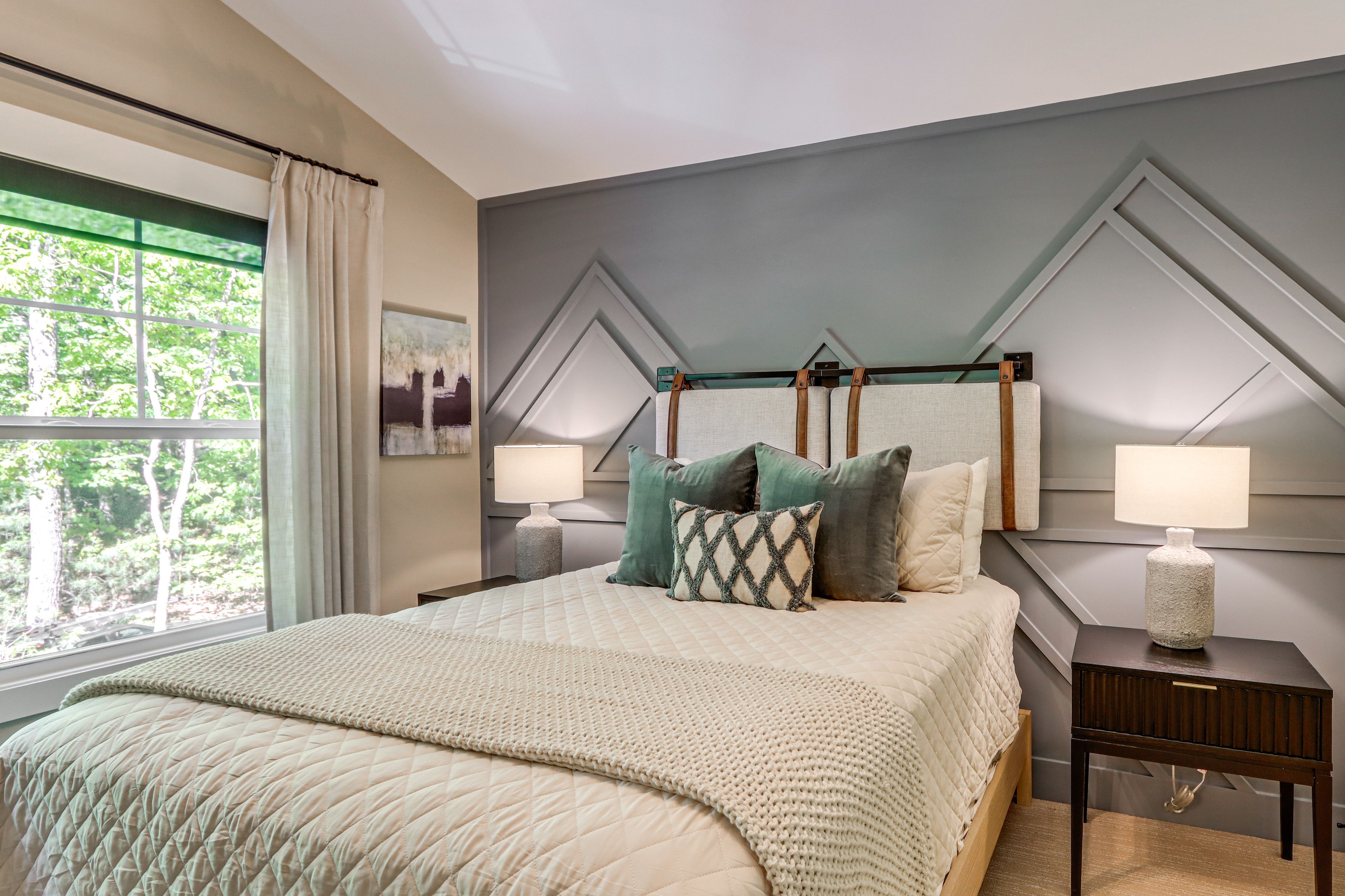 Bedroom 2 | Queen Bed | 2nd Floor