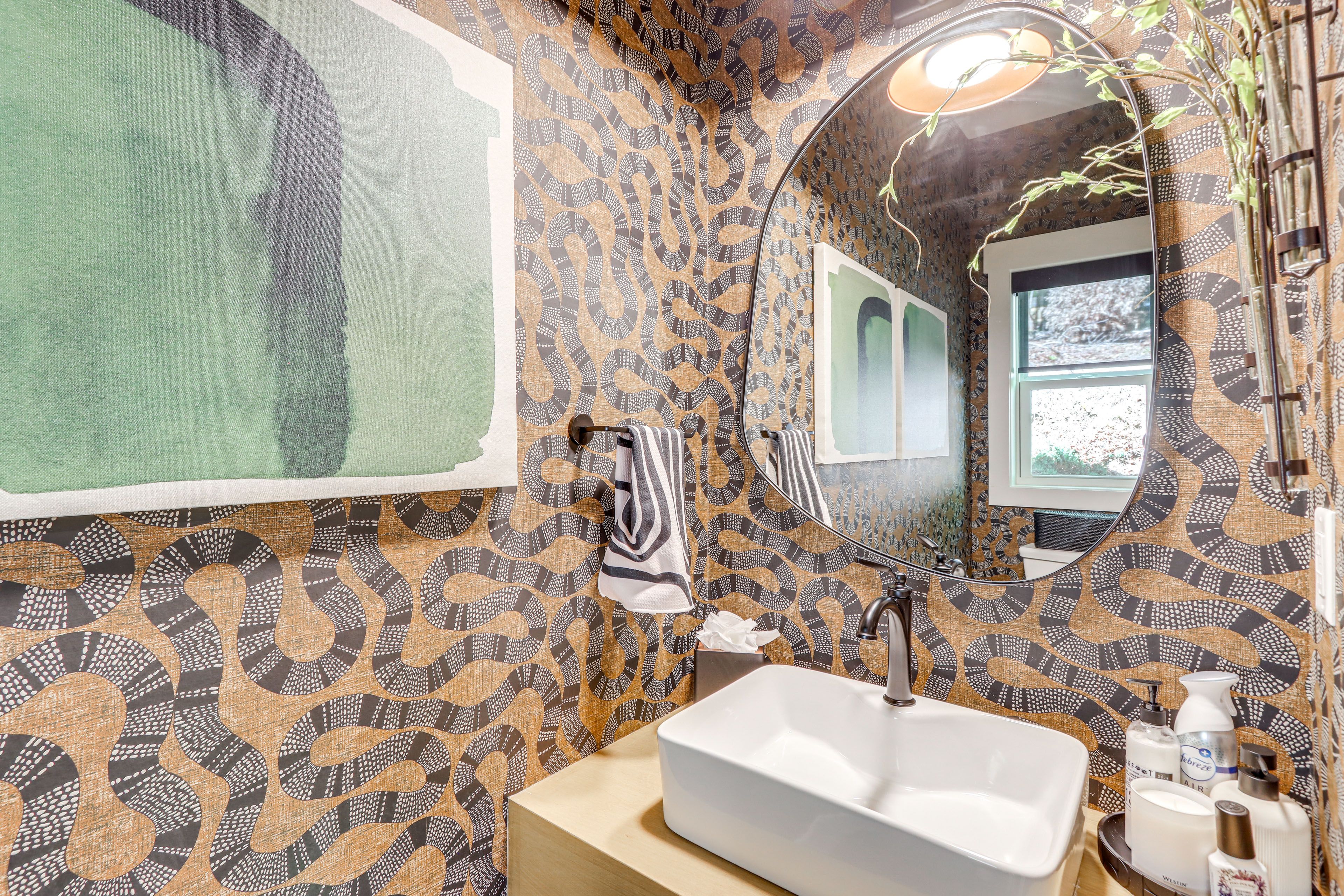 Half Bathroom | 1st Floor