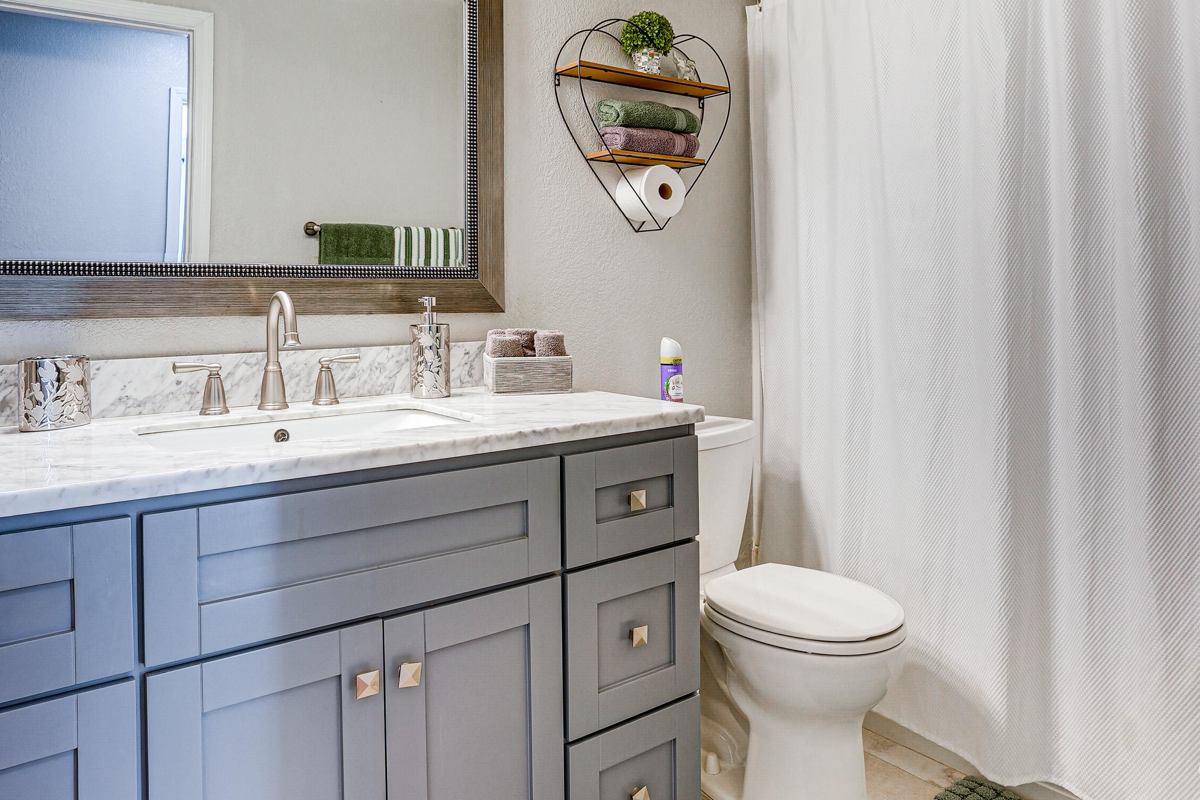Full Bathroom