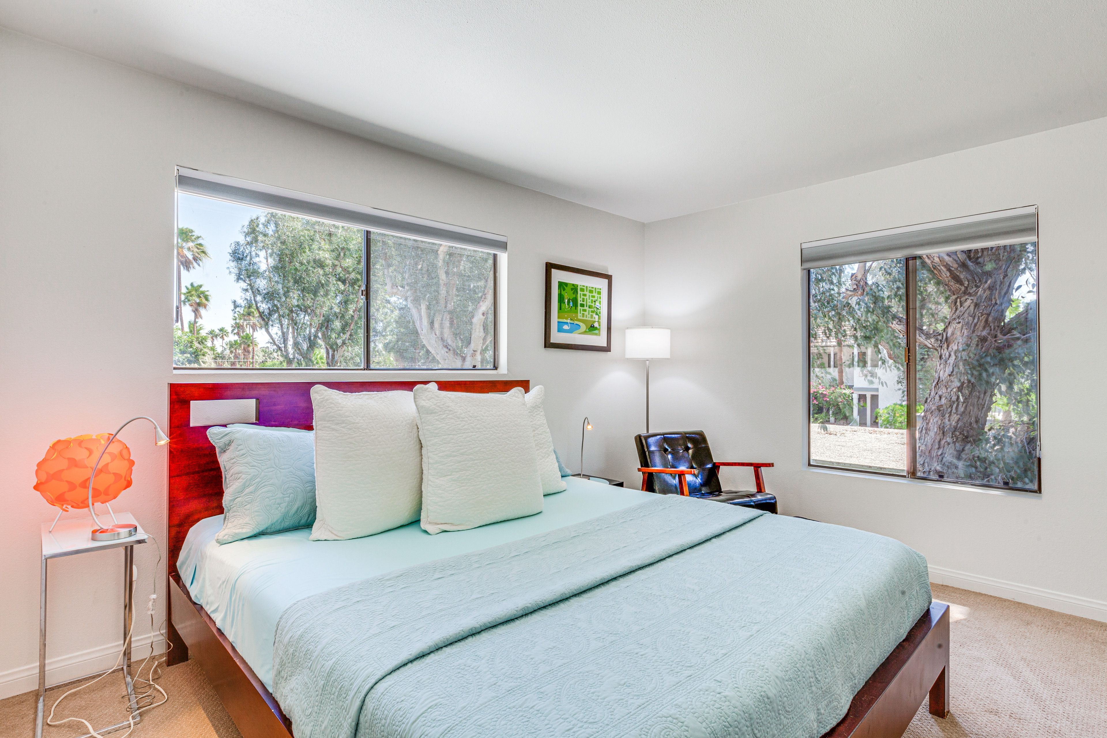 Bedroom | King Bed