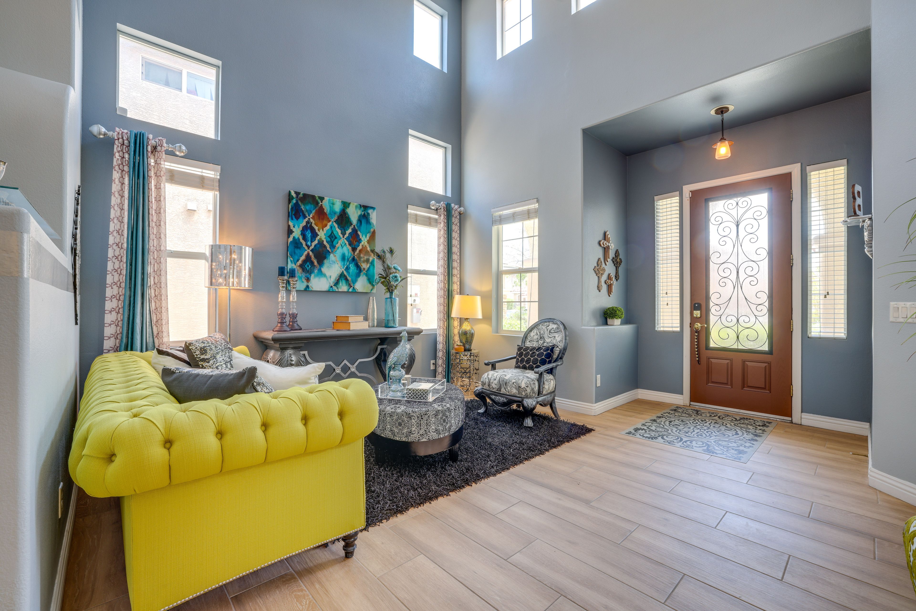 Sitting Room | 1st Floor
