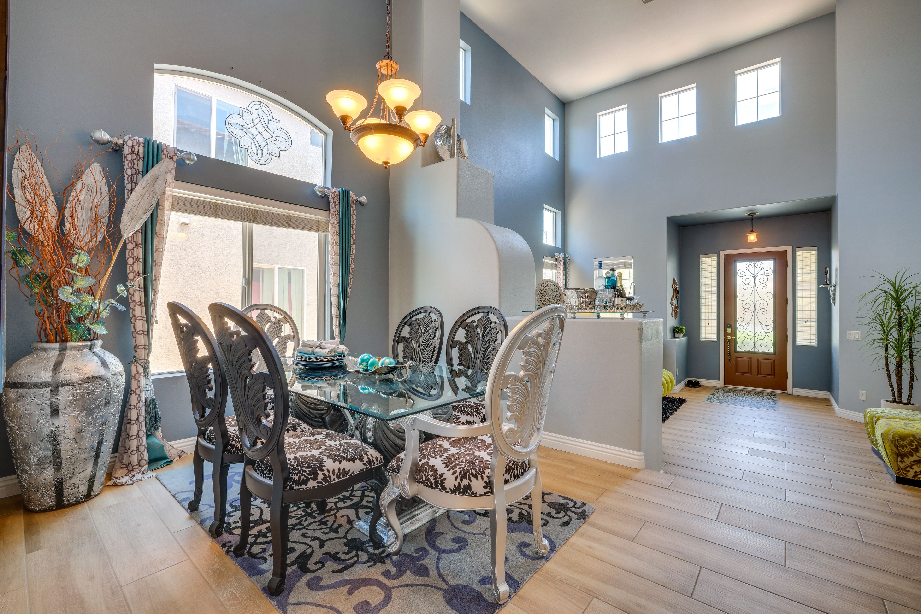 Dining Area | 1st Floor
