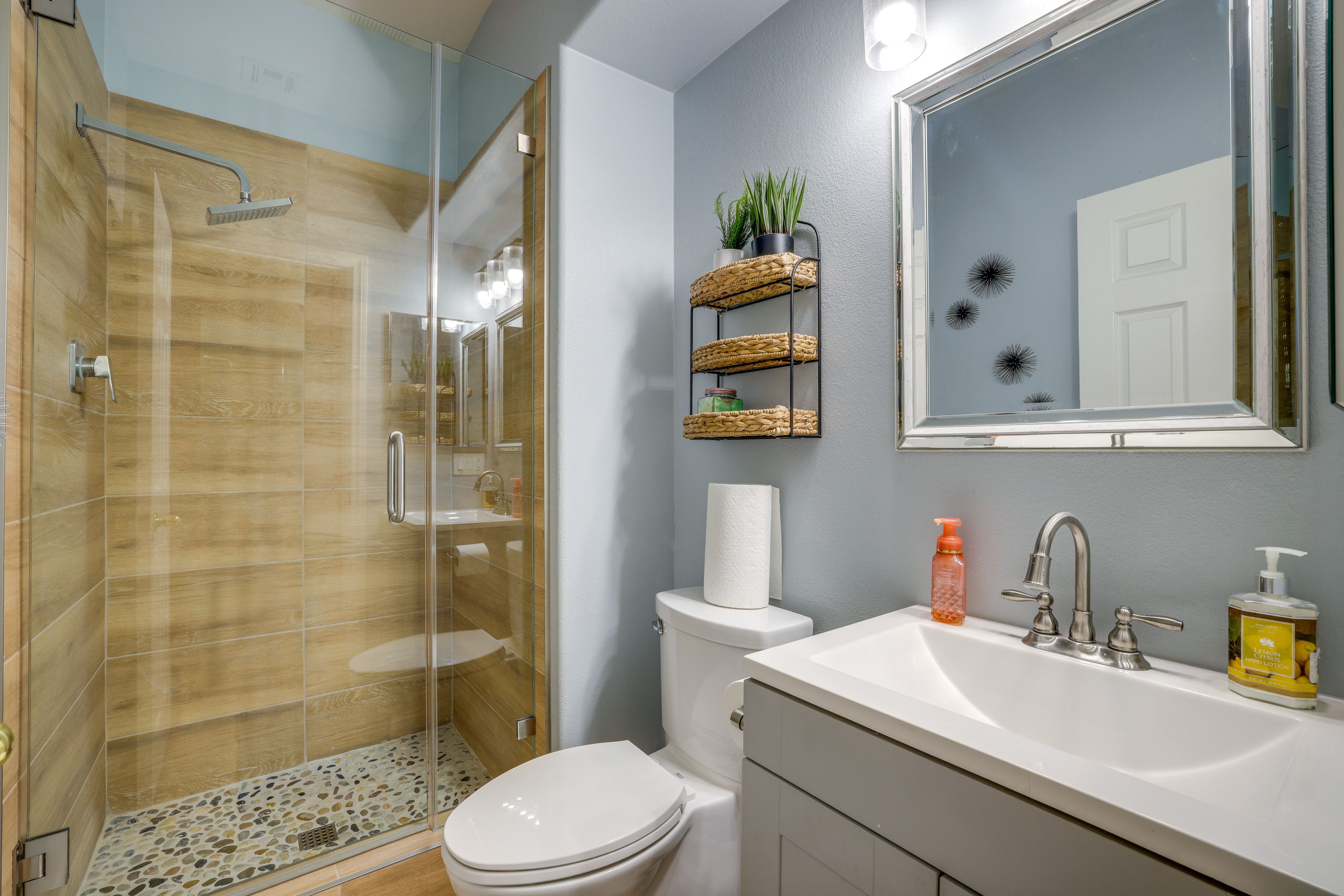 En-Suite Bathroom | 1st Floor