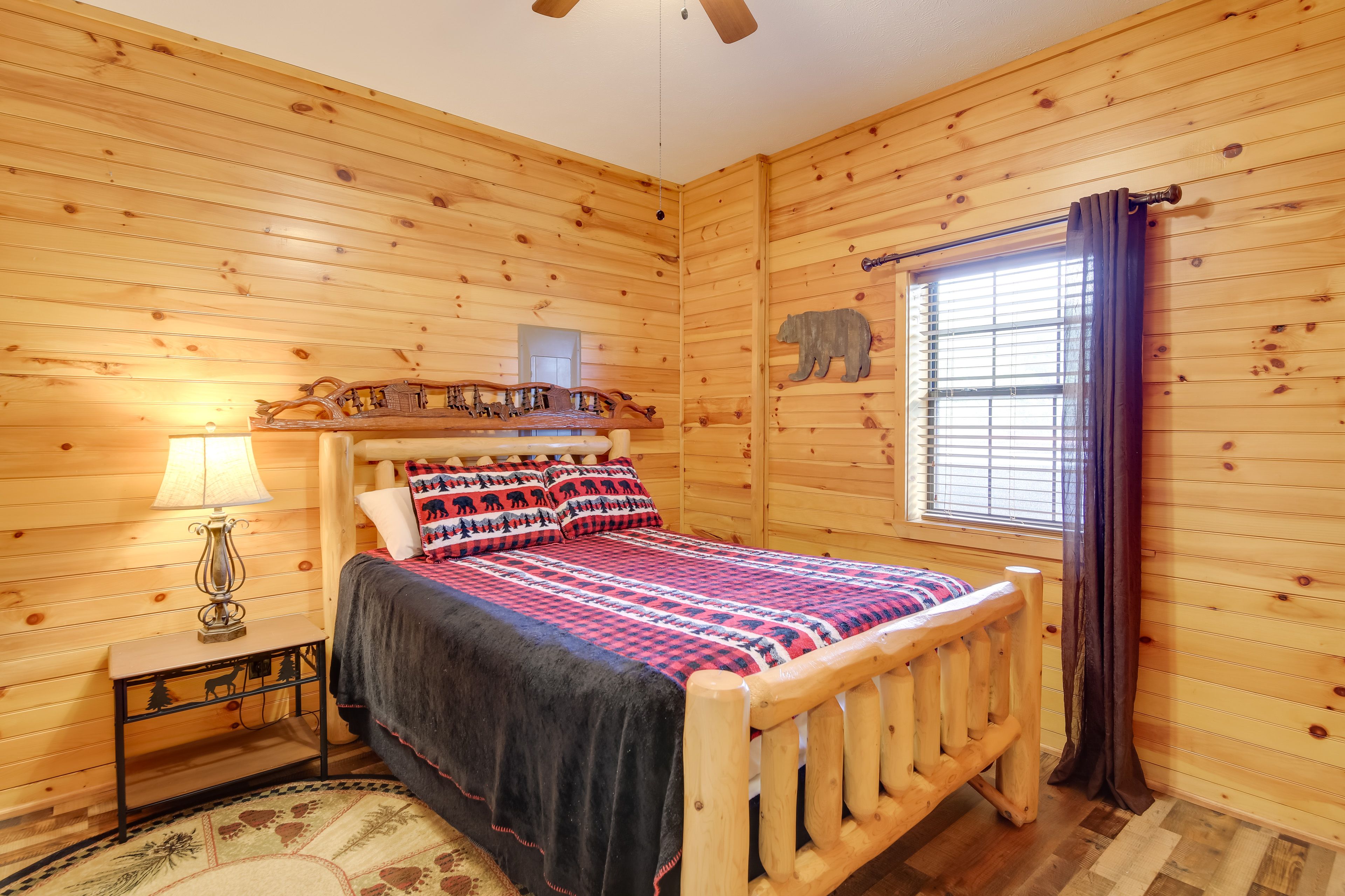 Bedroom 3 | Main Cabin | Queen Bed