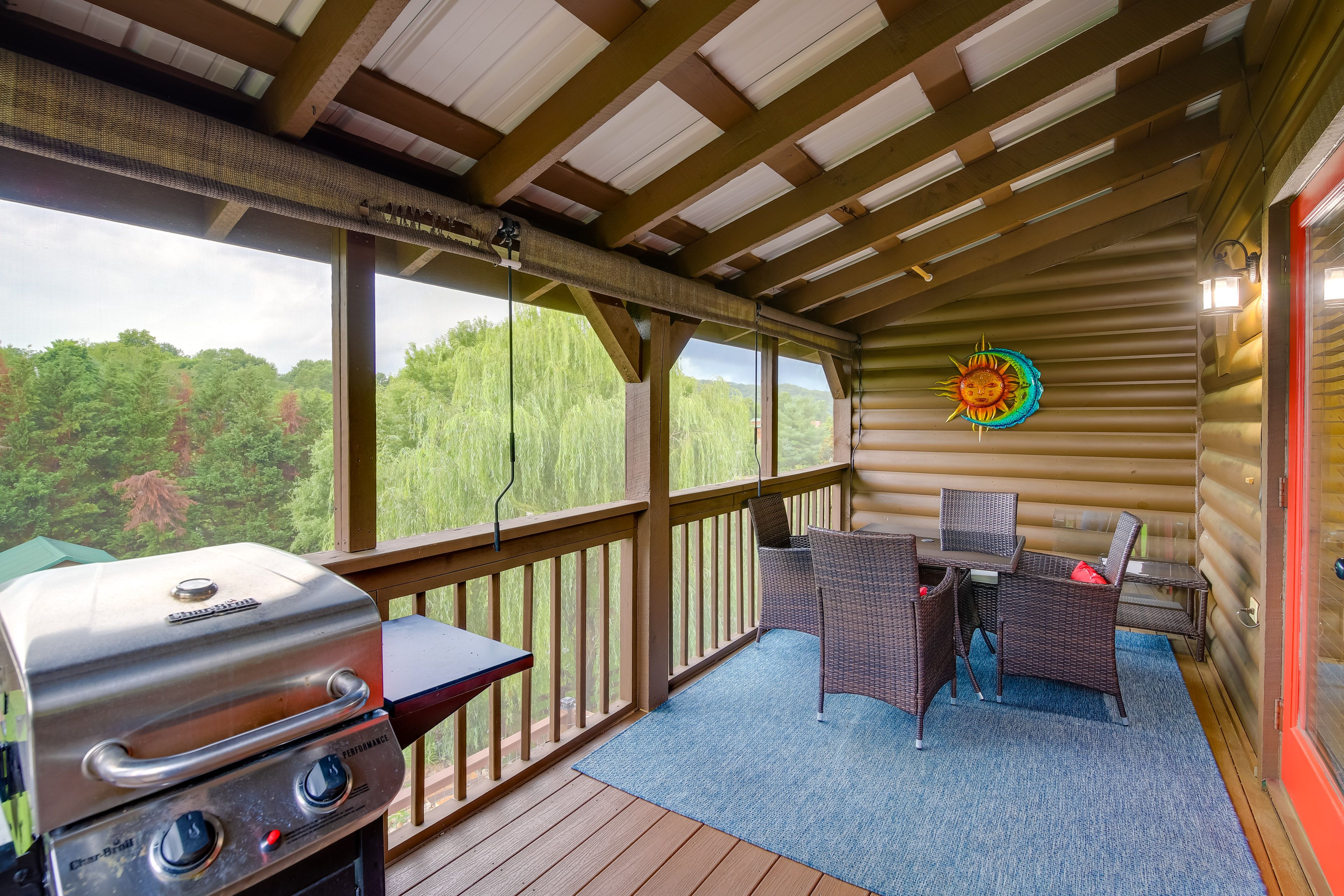 Screened Porch | Main Cabin