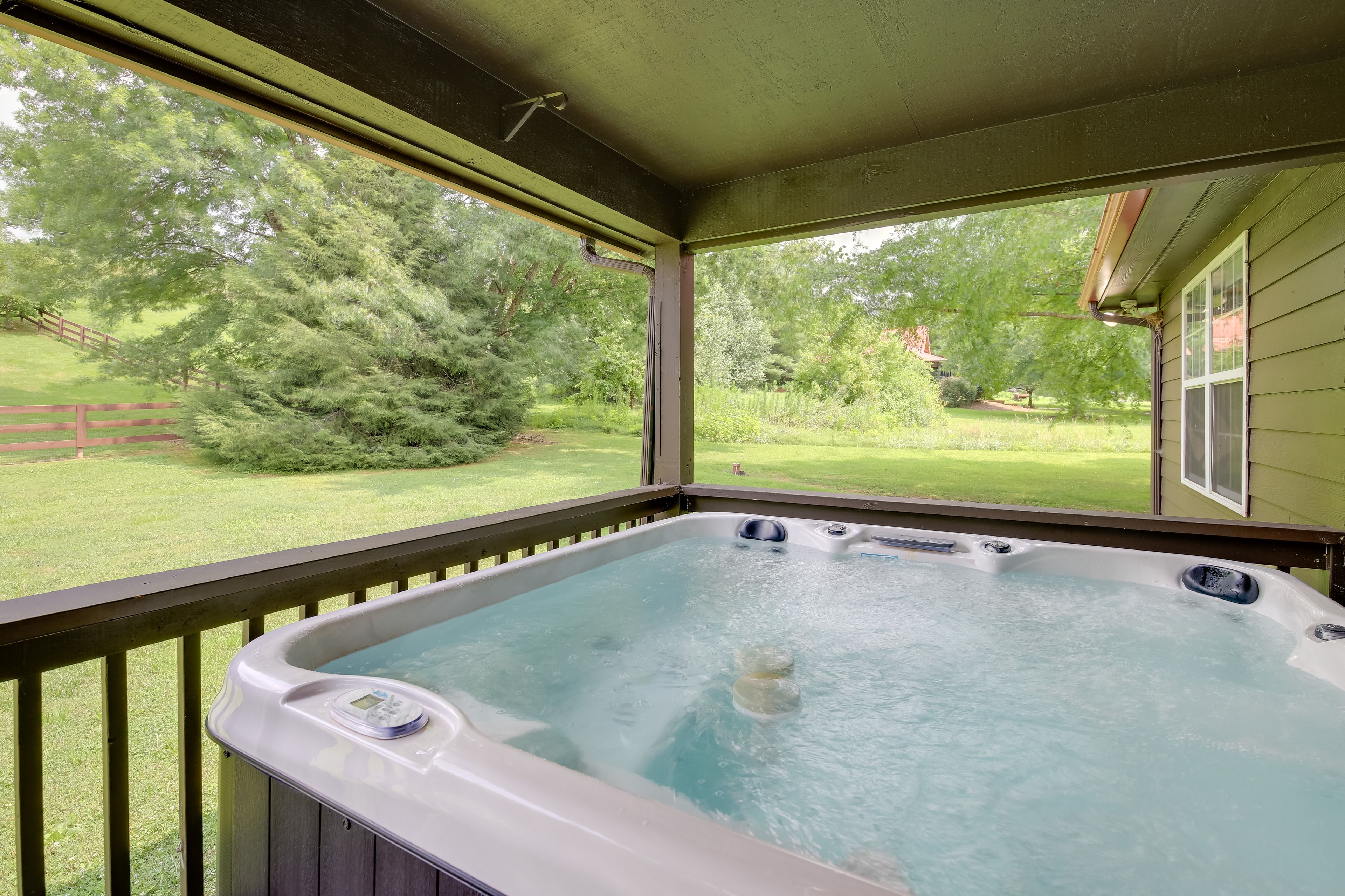 Hot Tub | Guest Cabin