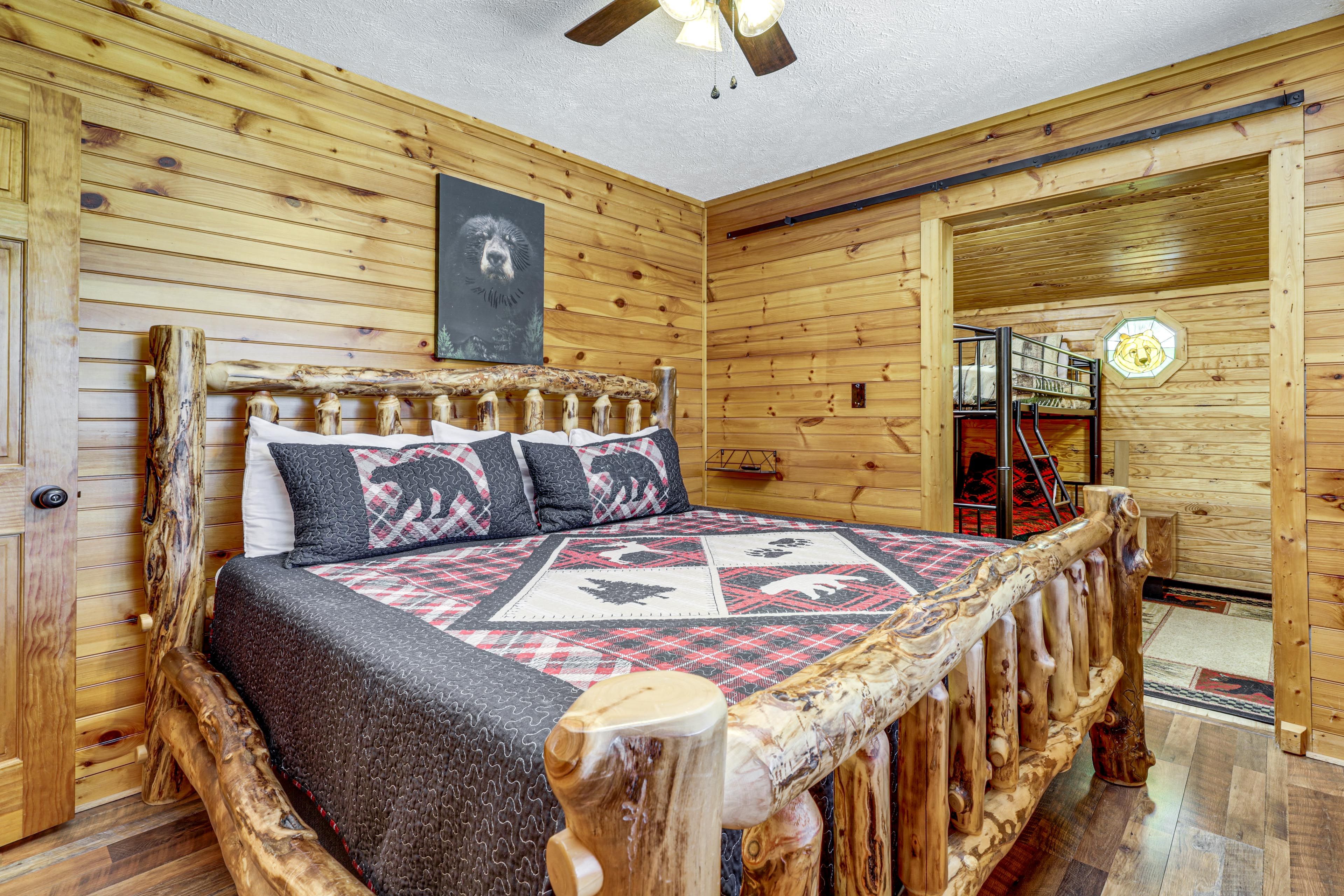 Bedroom 1 | Main Cabin | King Bed | Twin Bunk Bed