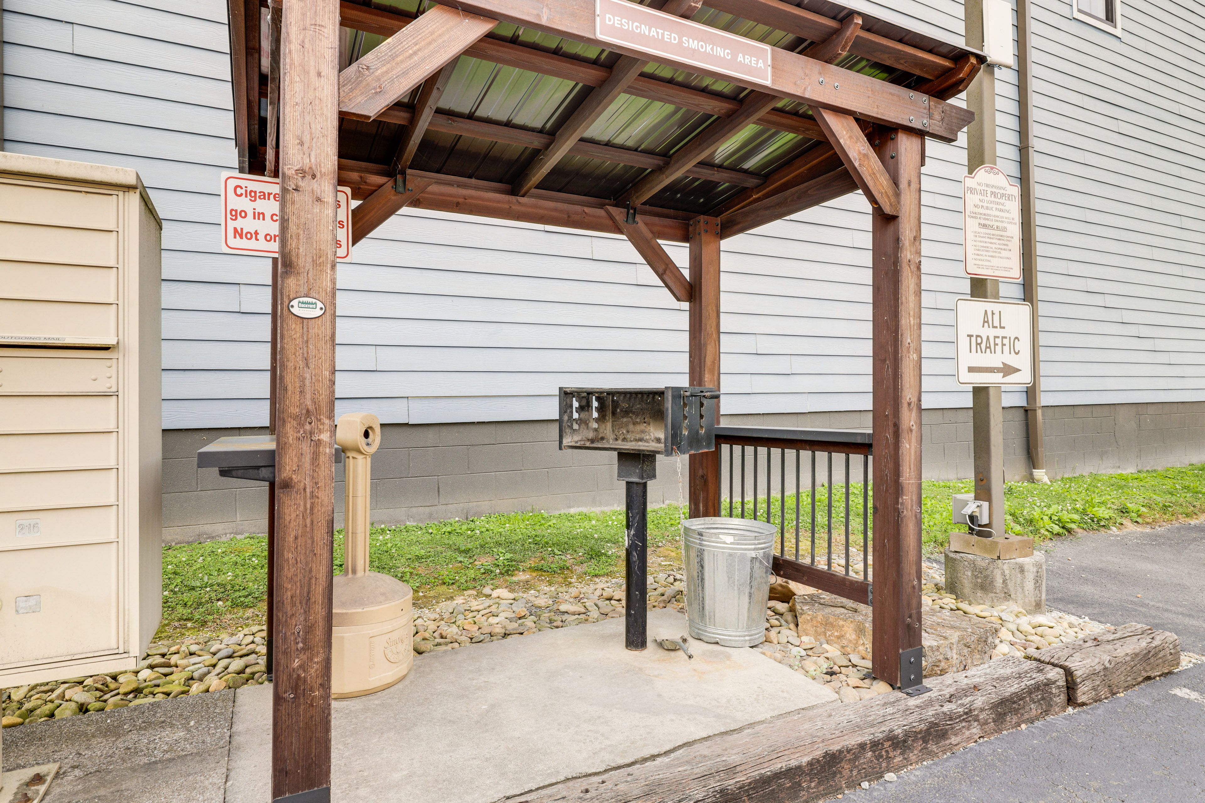 Community Grill Area