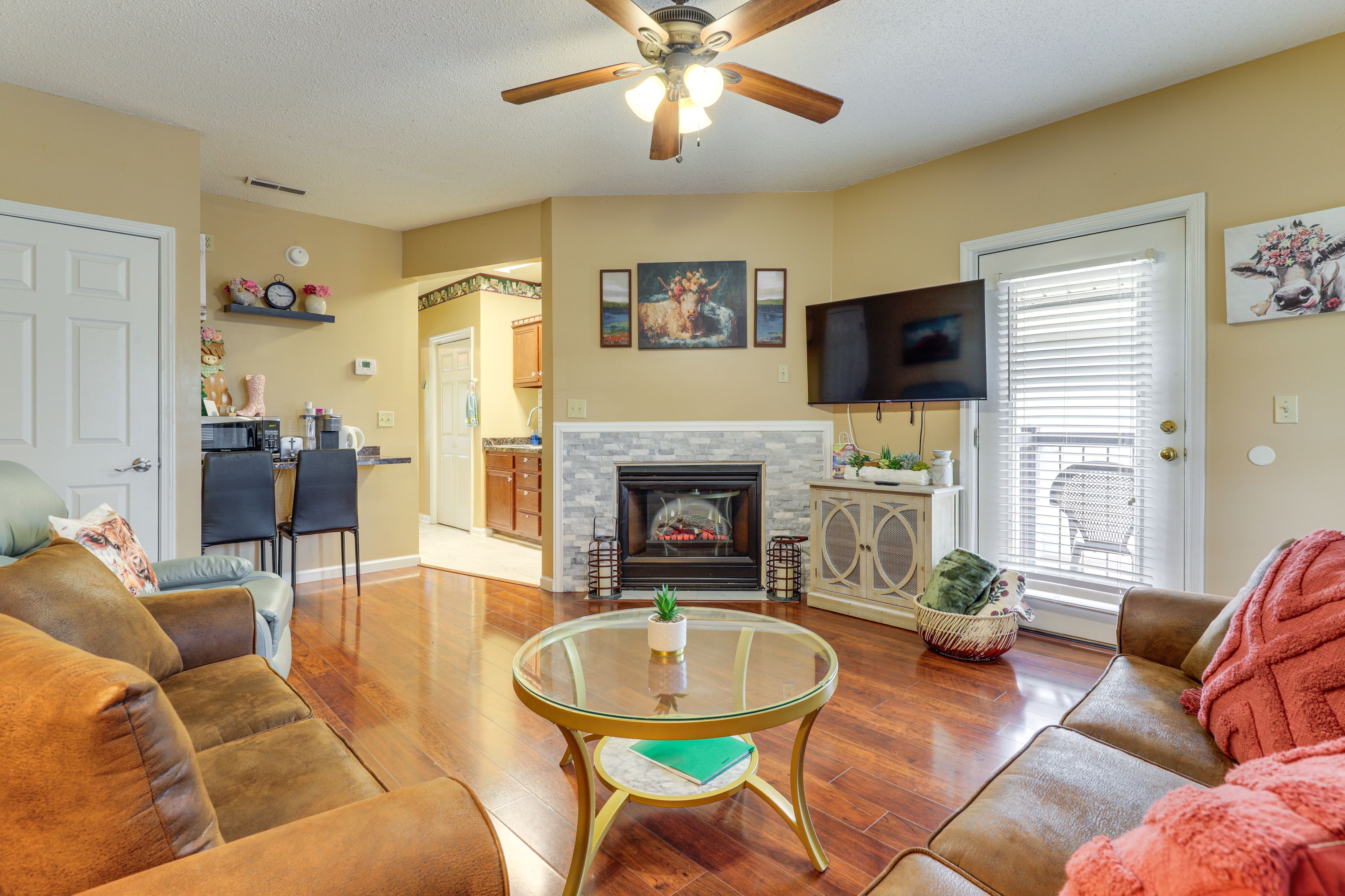 Living Room | Full Sleeper Sofa