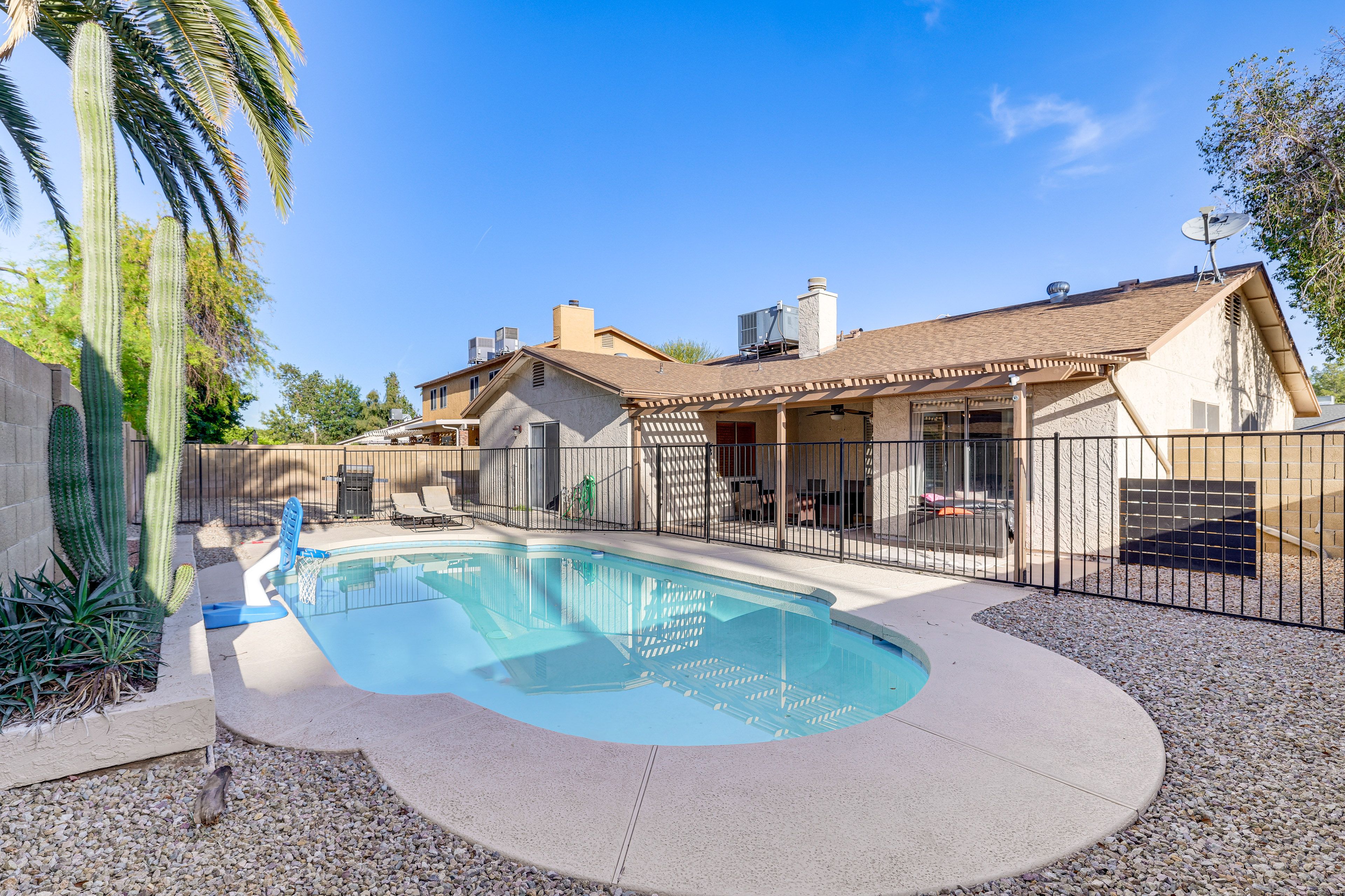 Chandler Vacation Rental | 3BR | 2BA | 1,600 Sq Ft | 2 Steps to Enter