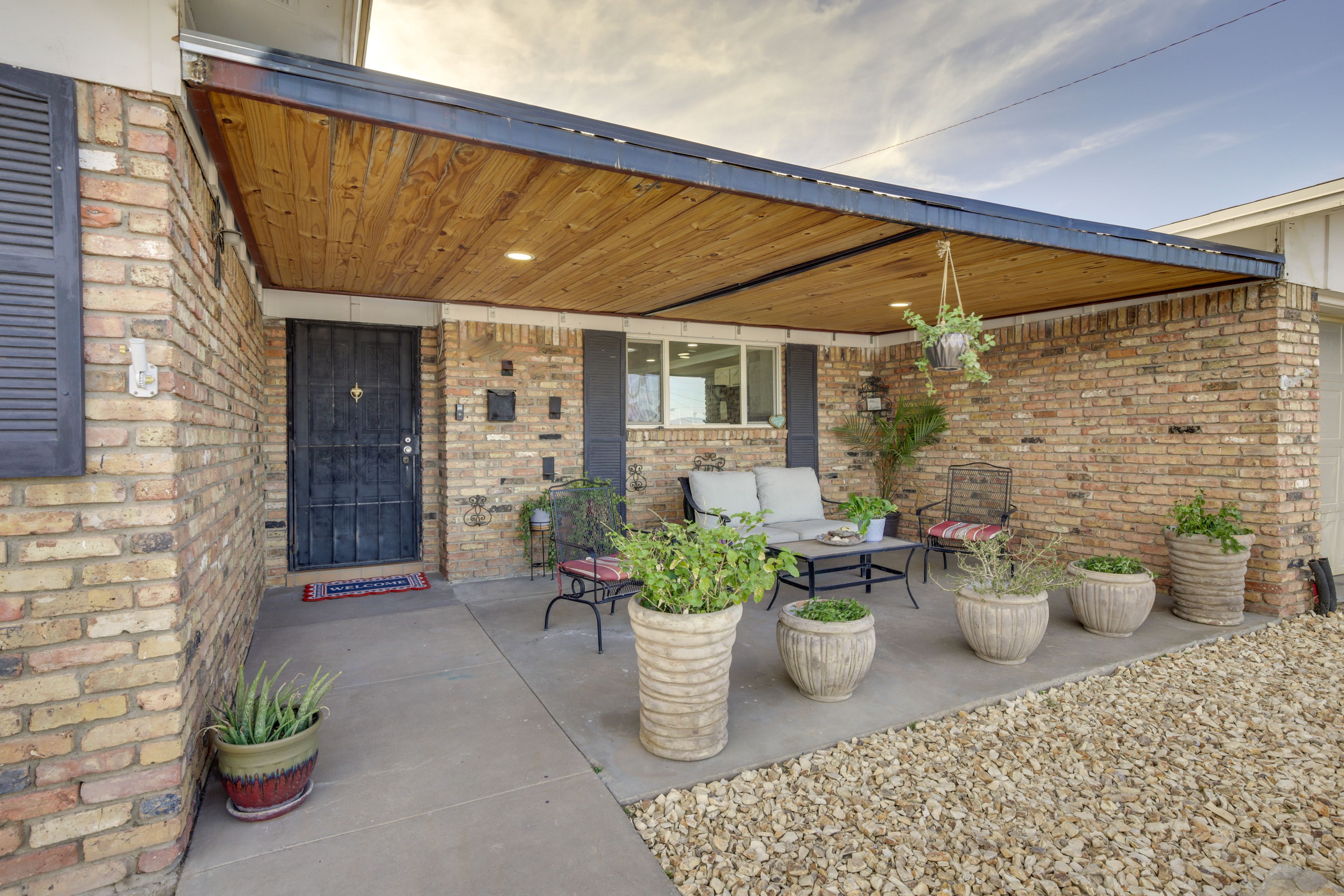 El Paso Vacation Rental | 4BR | 3BA | 2,085 Sq Ft