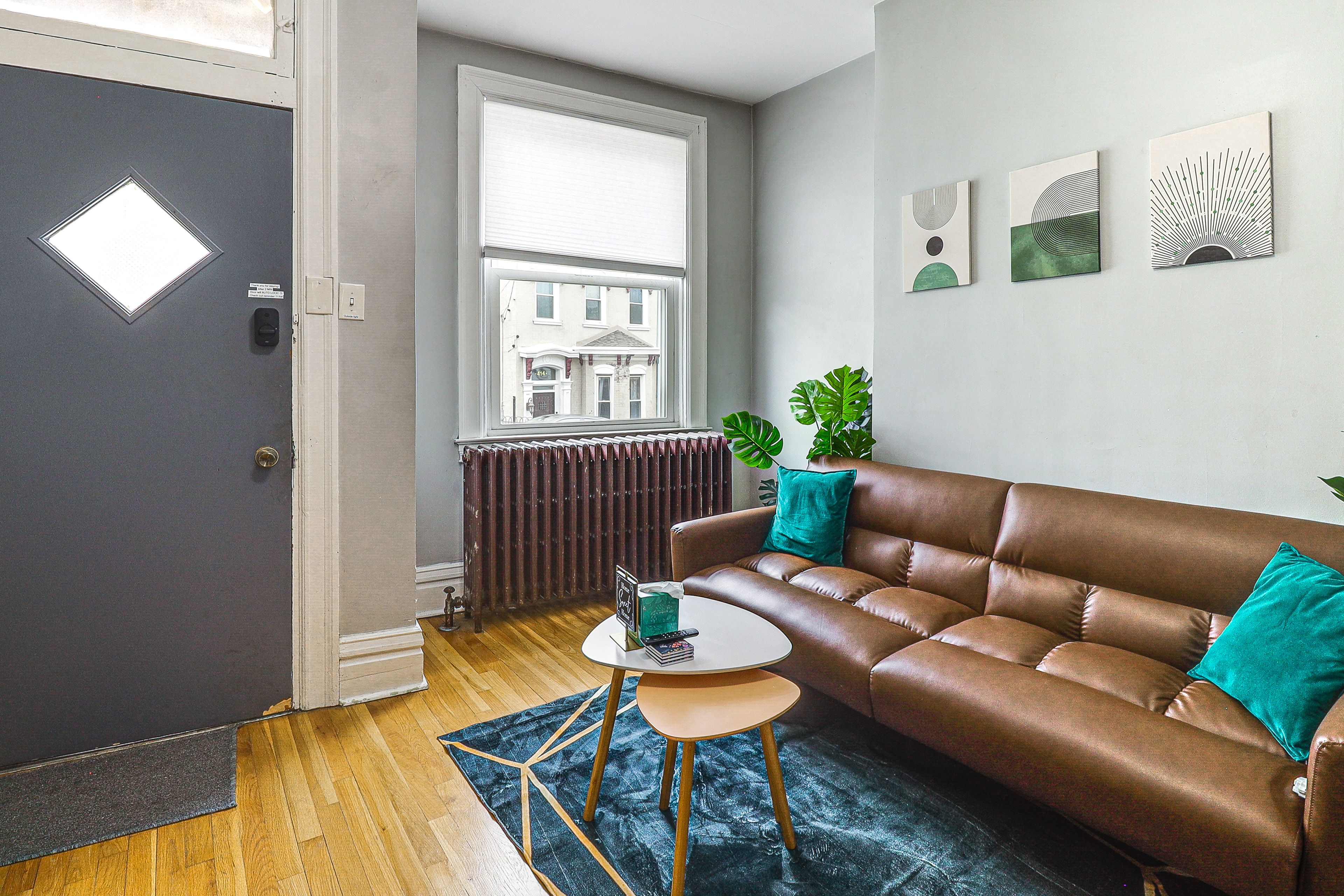 Living Room | Smart TV | Main Level