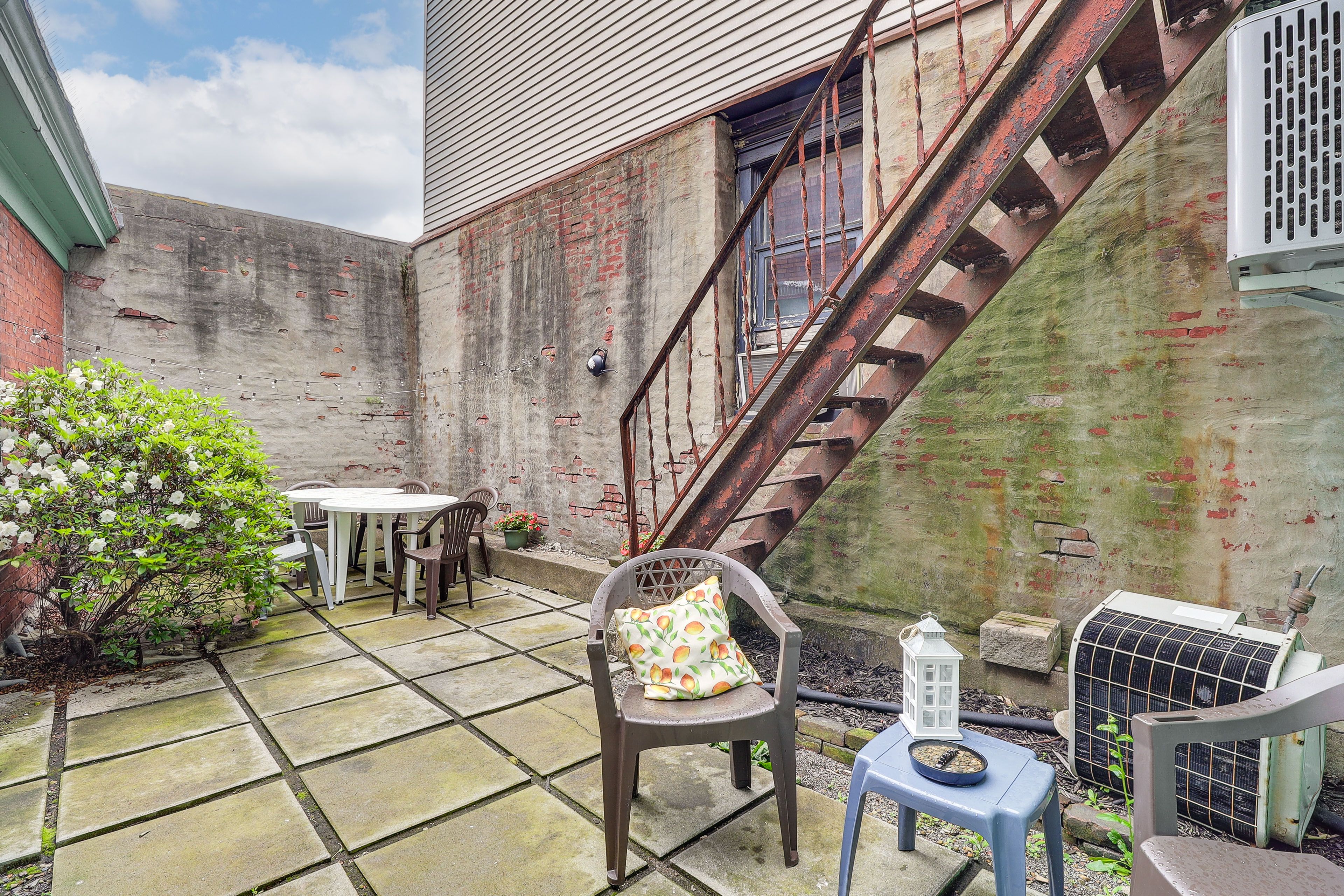 Shared Courtyard Patio