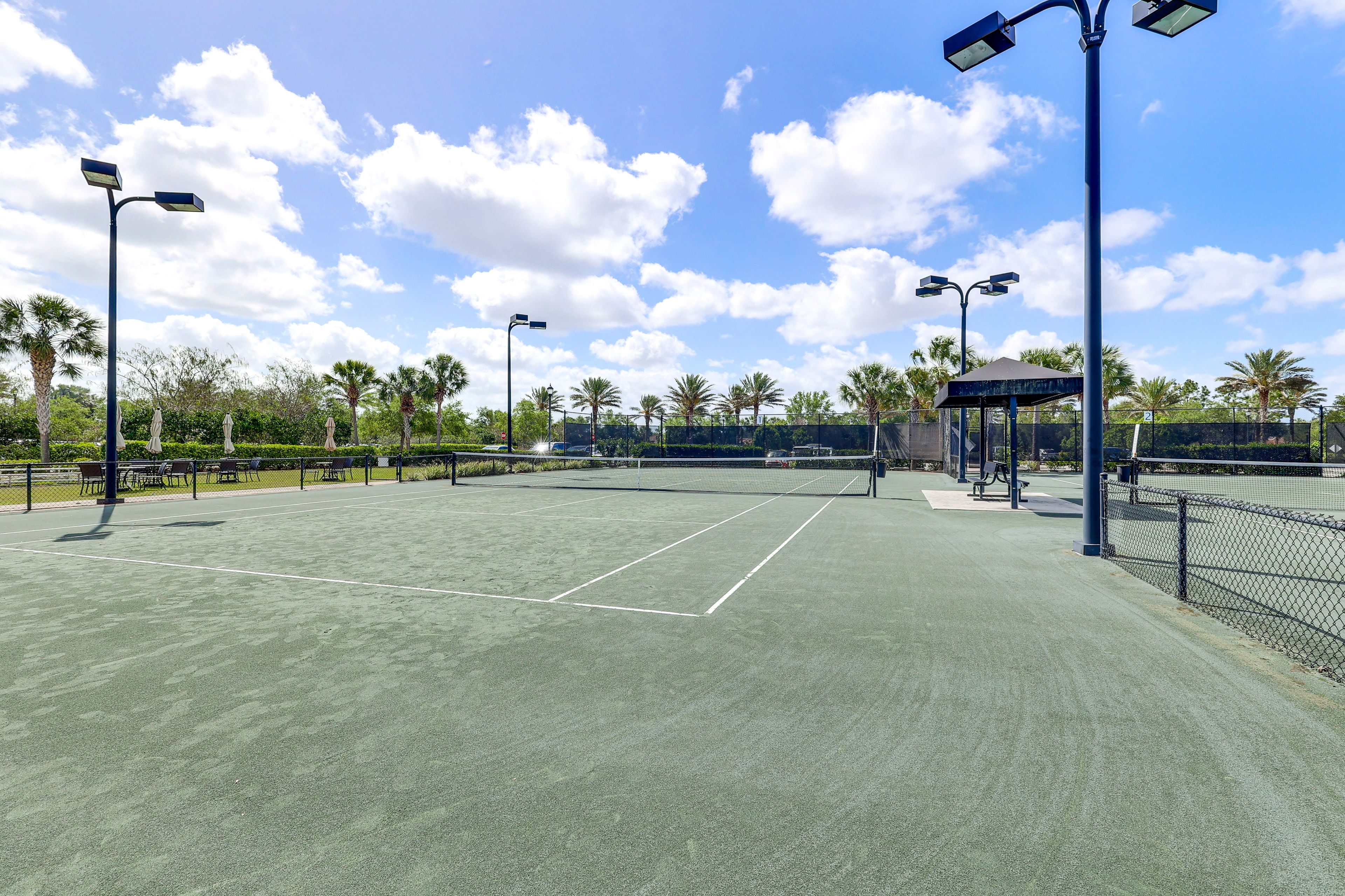 Community Tennis & Pickleball Courts