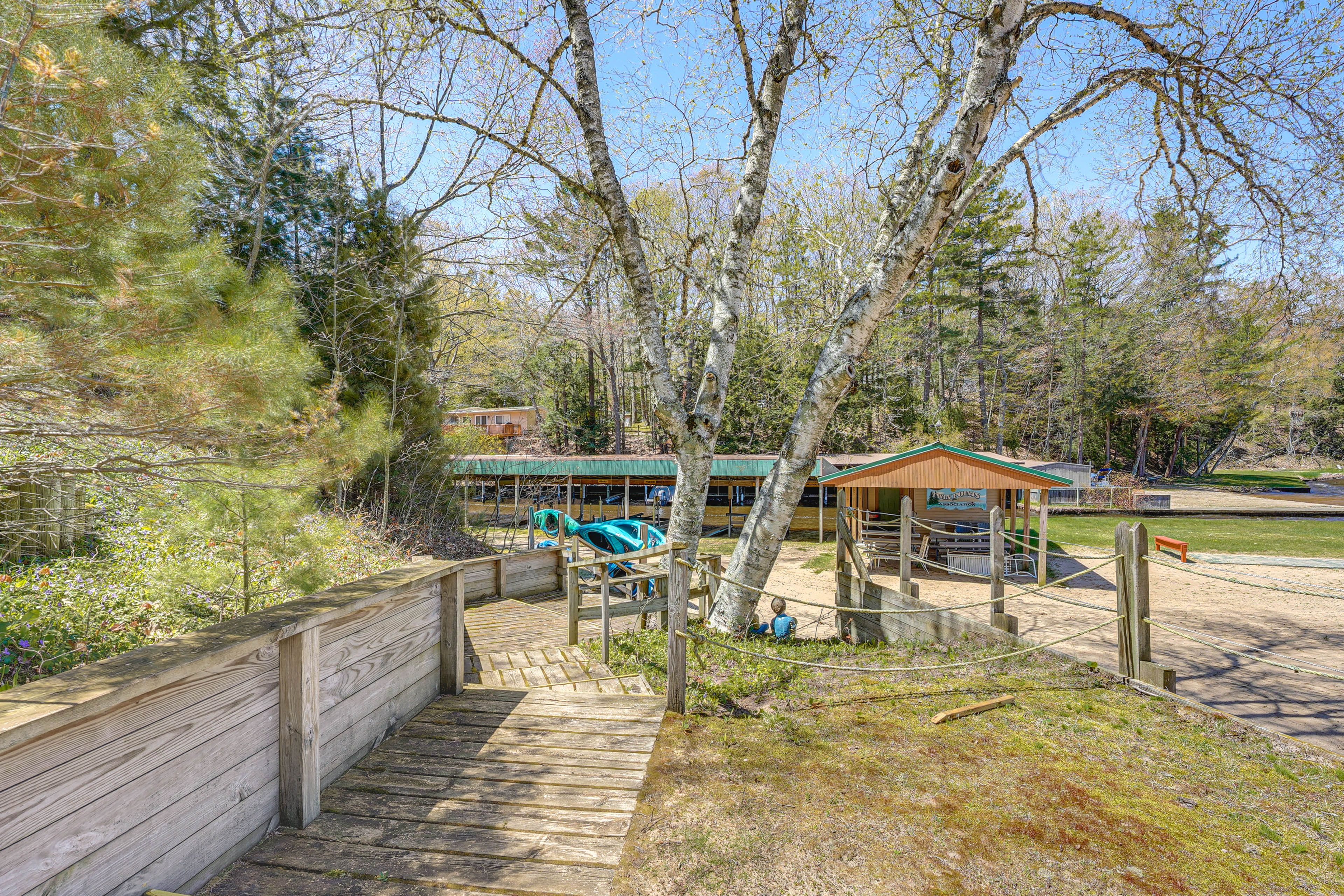 Twin Points | Community Amenities