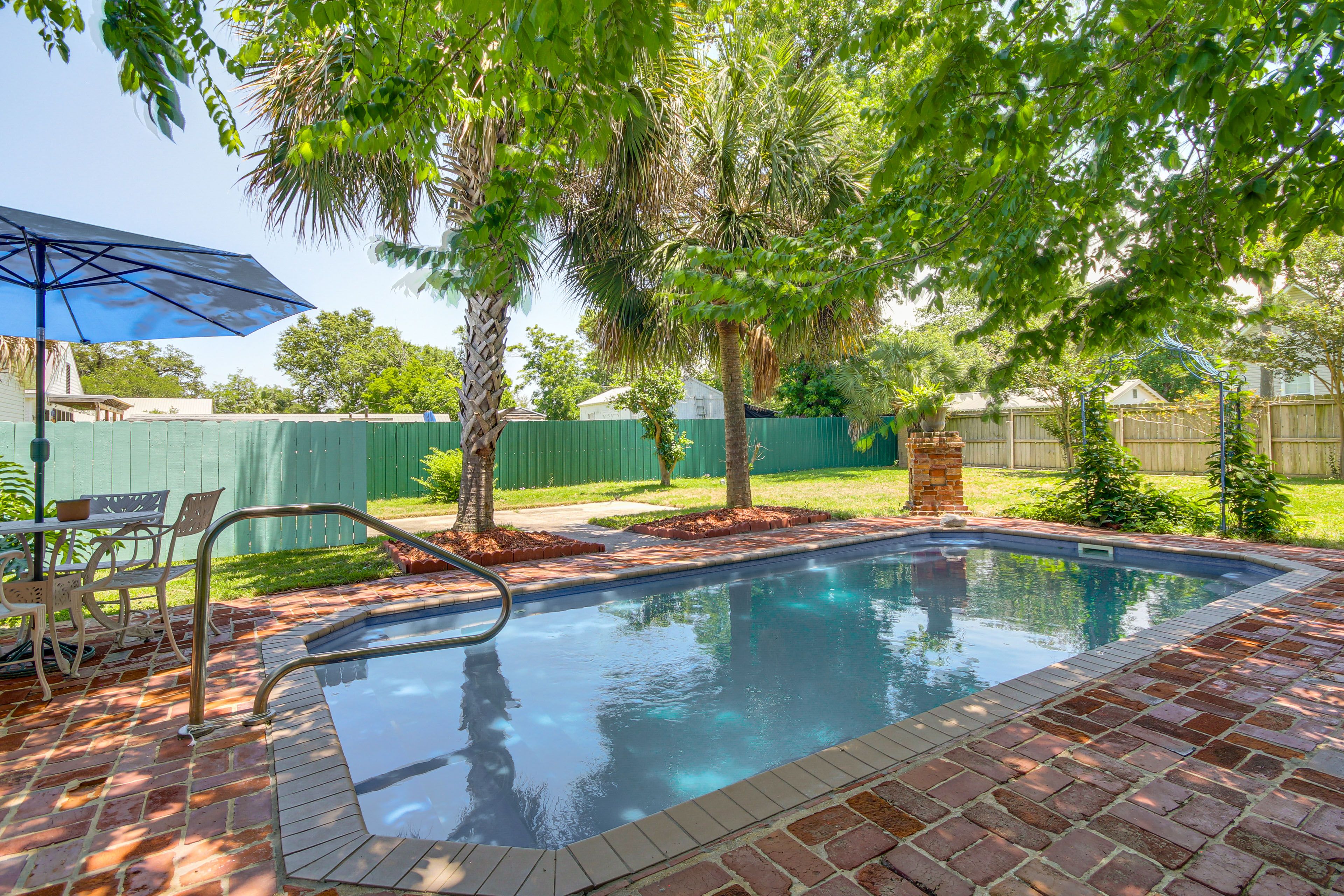 Bay St Louis Vacation Rental | 2BR | 1BA | 1,400 Sq Ft