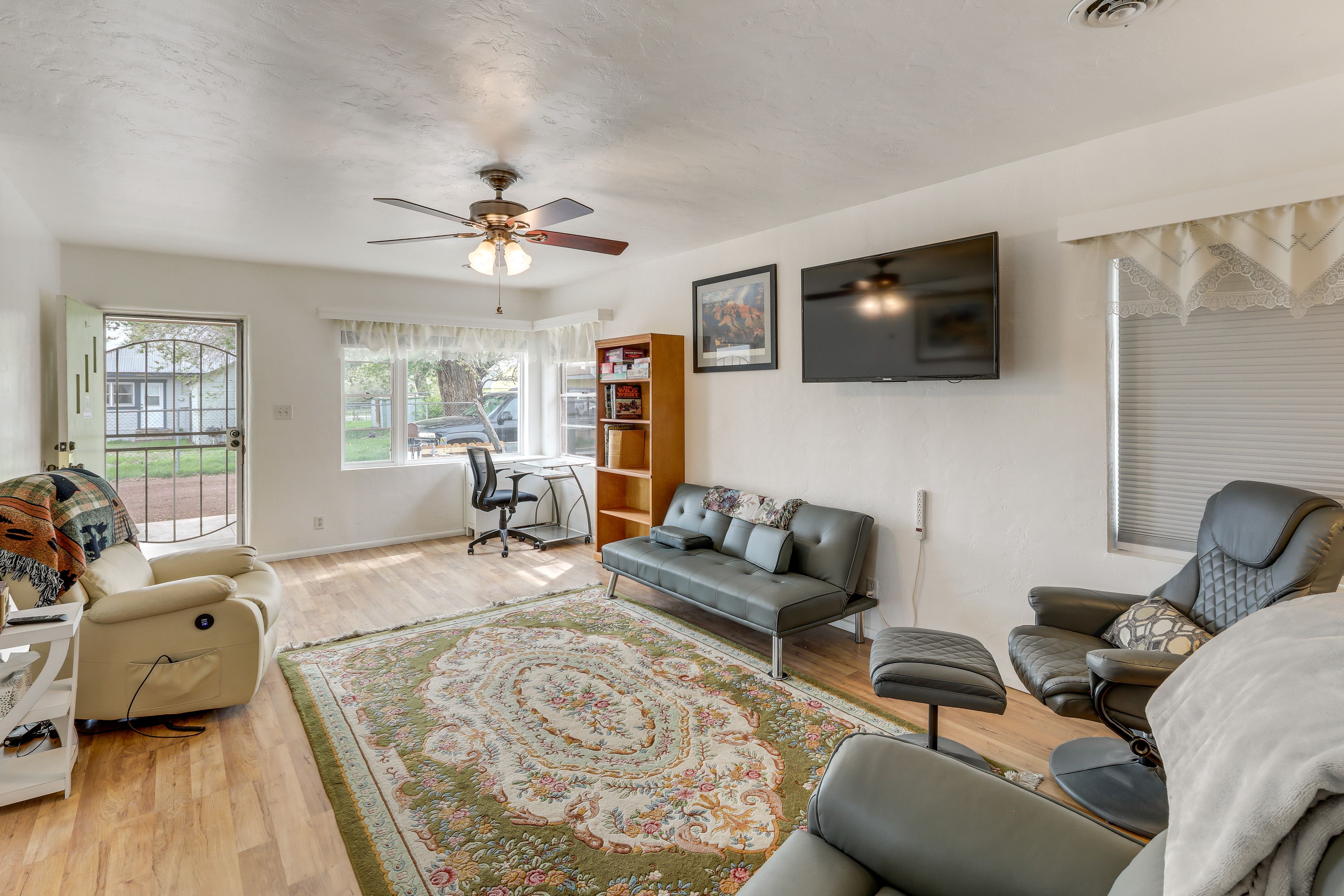 Living Room | Board Games | Books | Desk