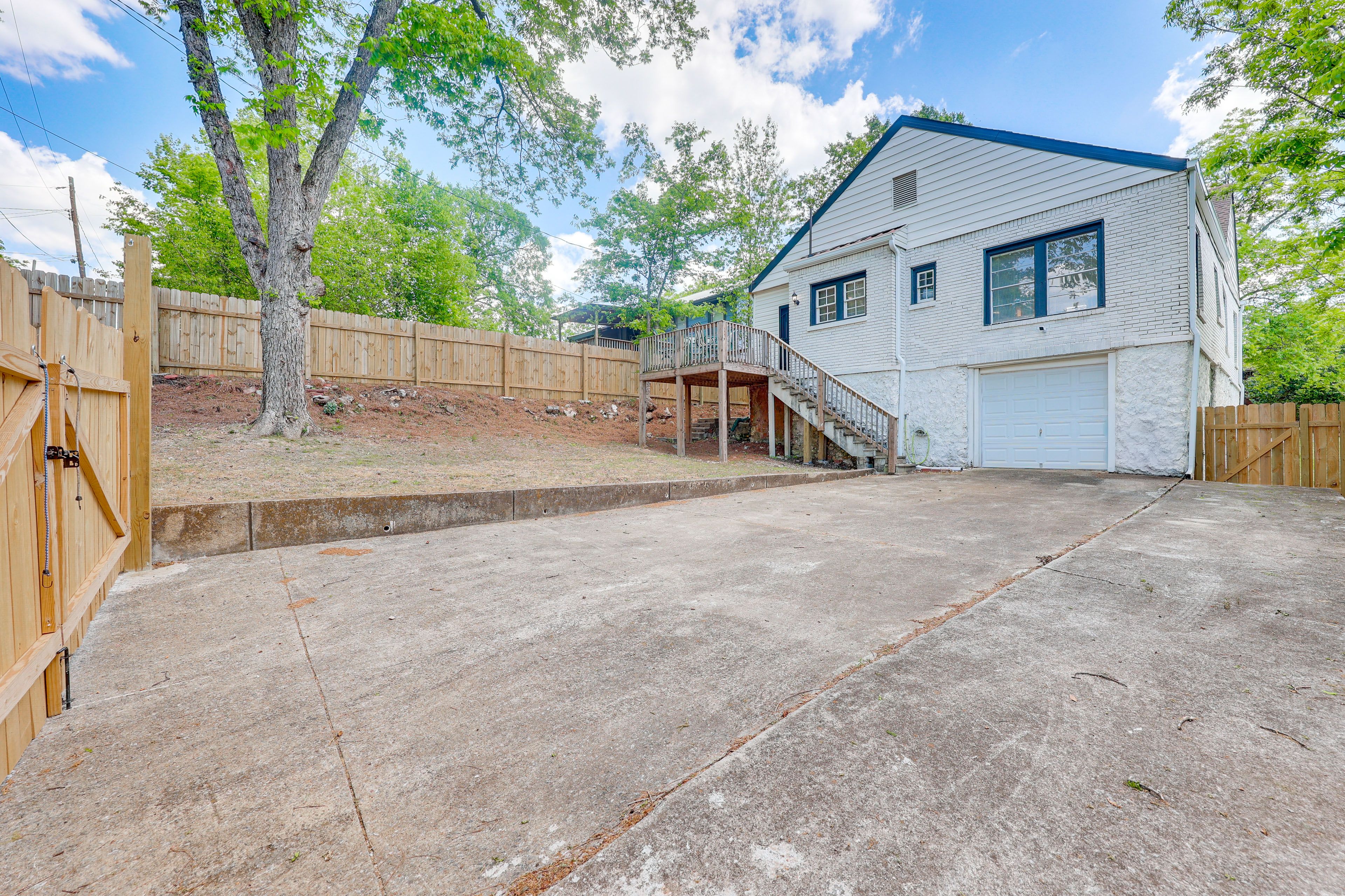 Parking | Driveway (2 Vehicles) | Street Parking