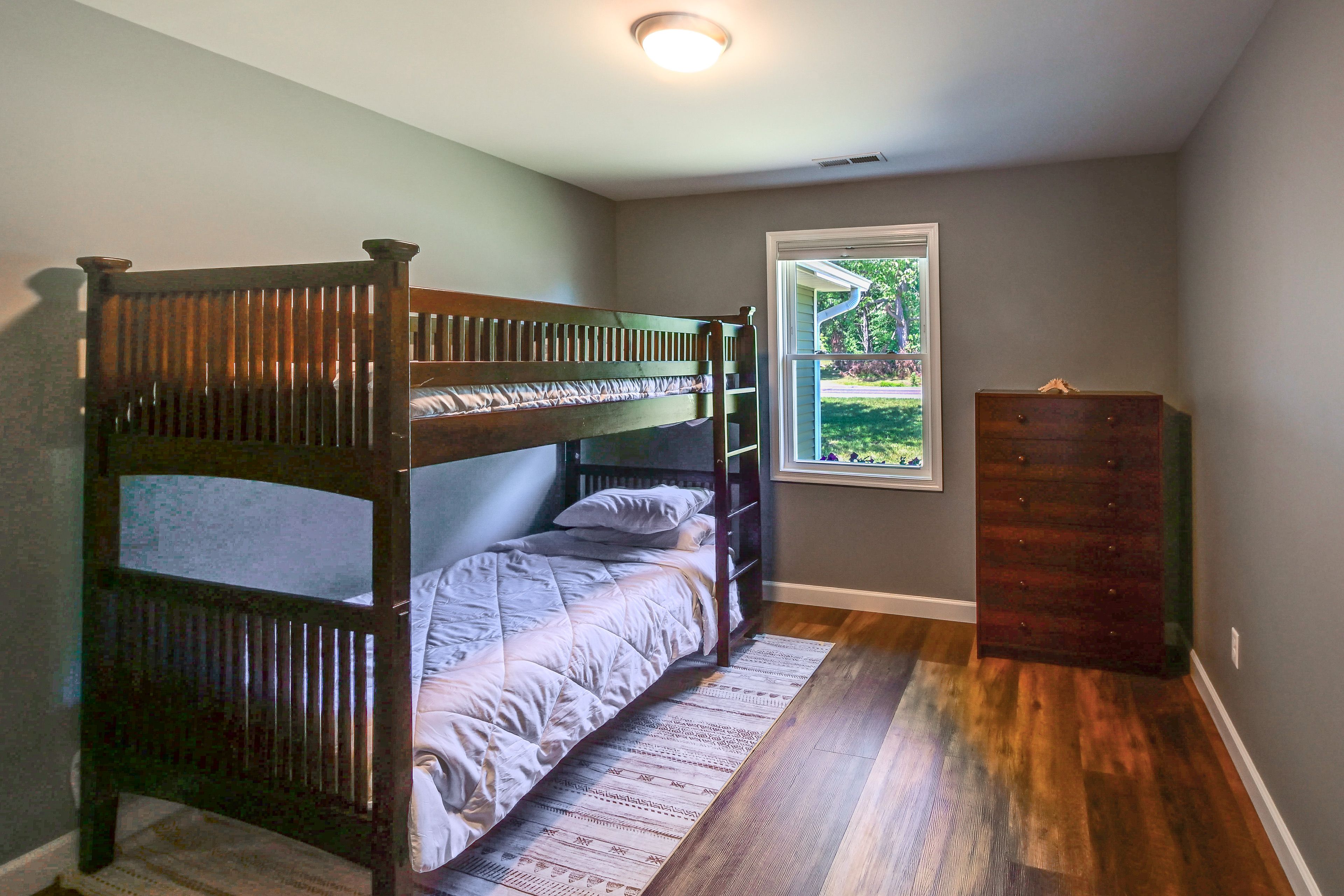 Bedroom 2 | Twin Bunk Bed