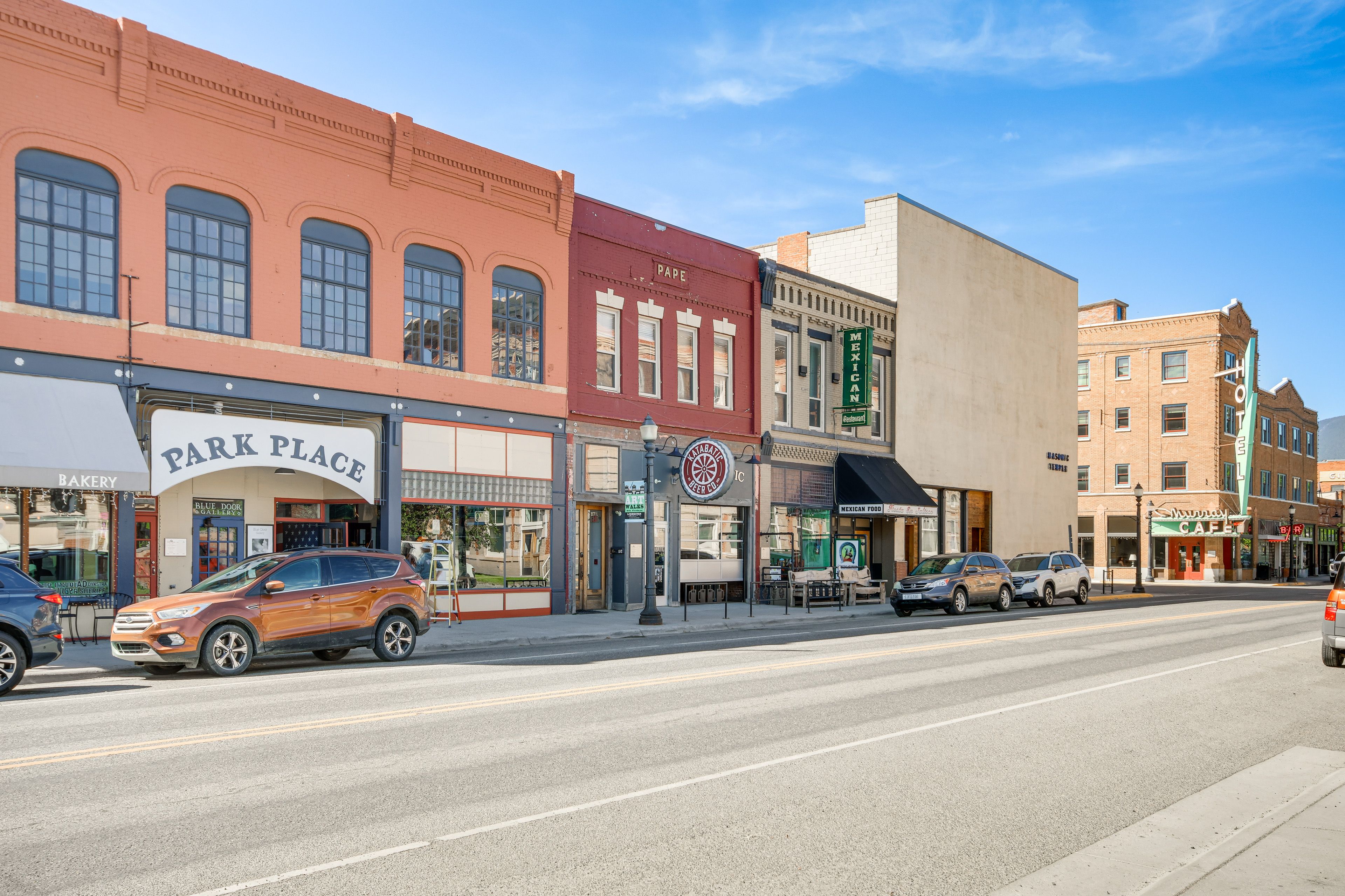 Parking | Free Street Parking (First-Come, First-Served)