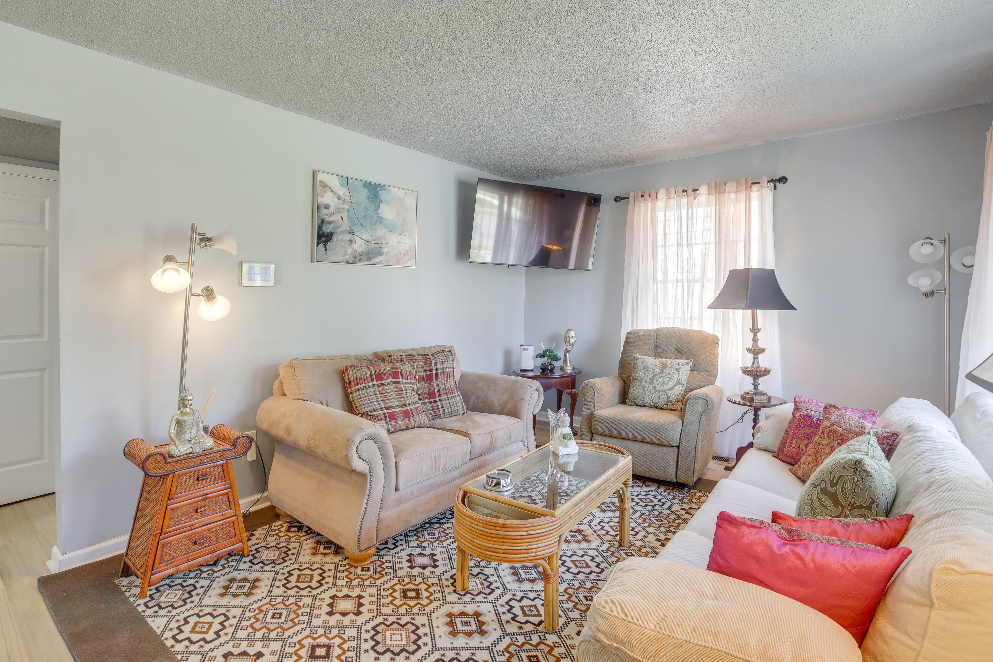 Living Room | Smart TV