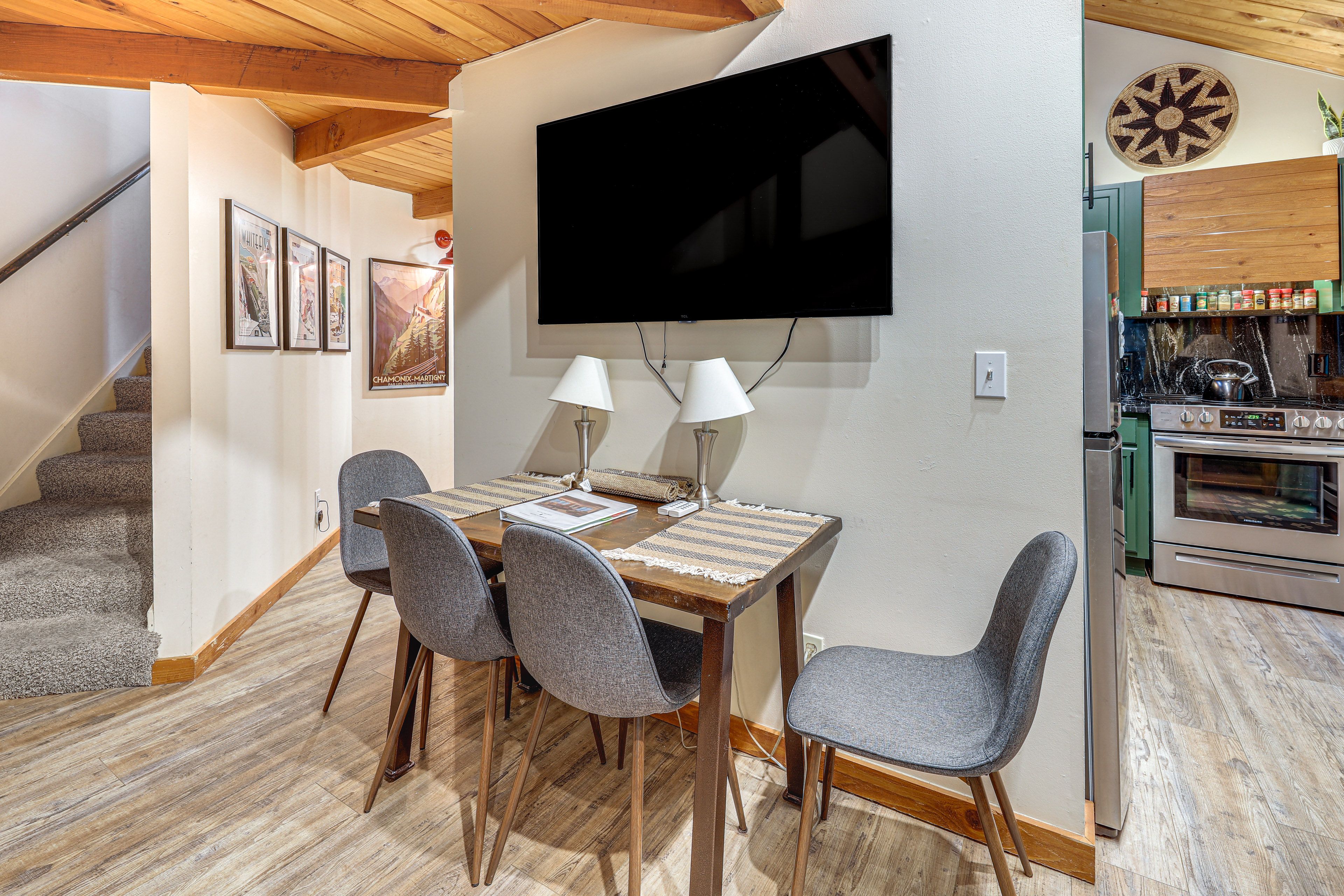 Dining Area | 1st Floor