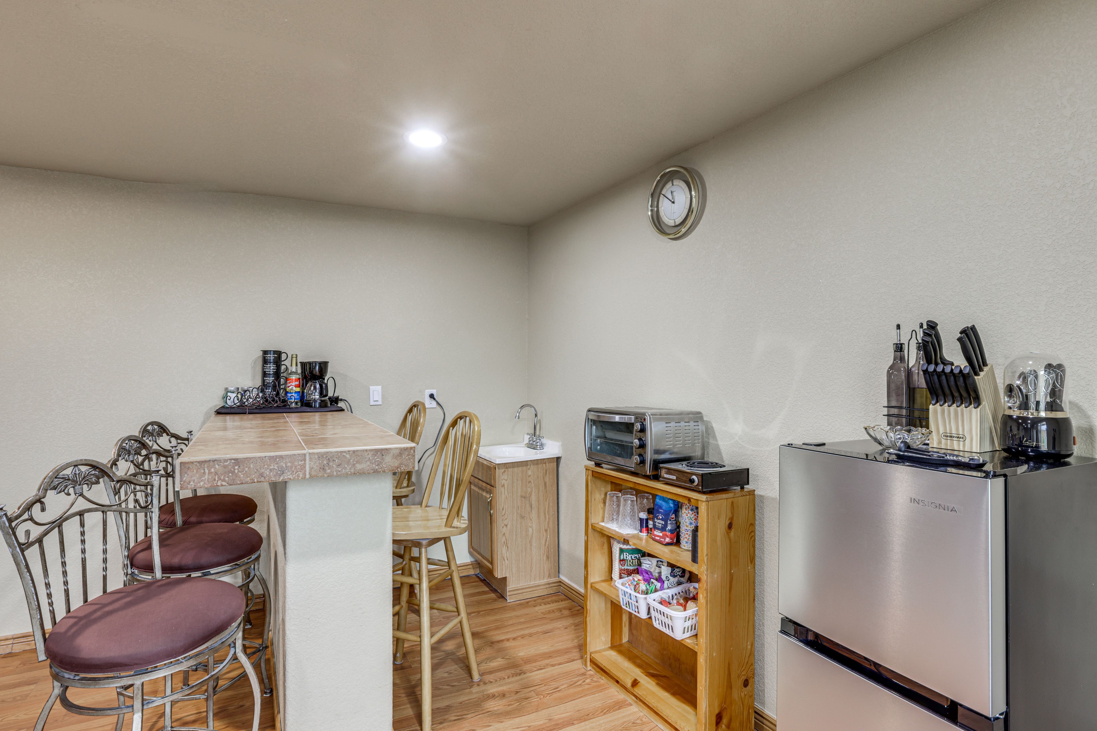 Kitchenette | Toaster Oven | Drip Coffee Maker | Refrigerator | Microwave