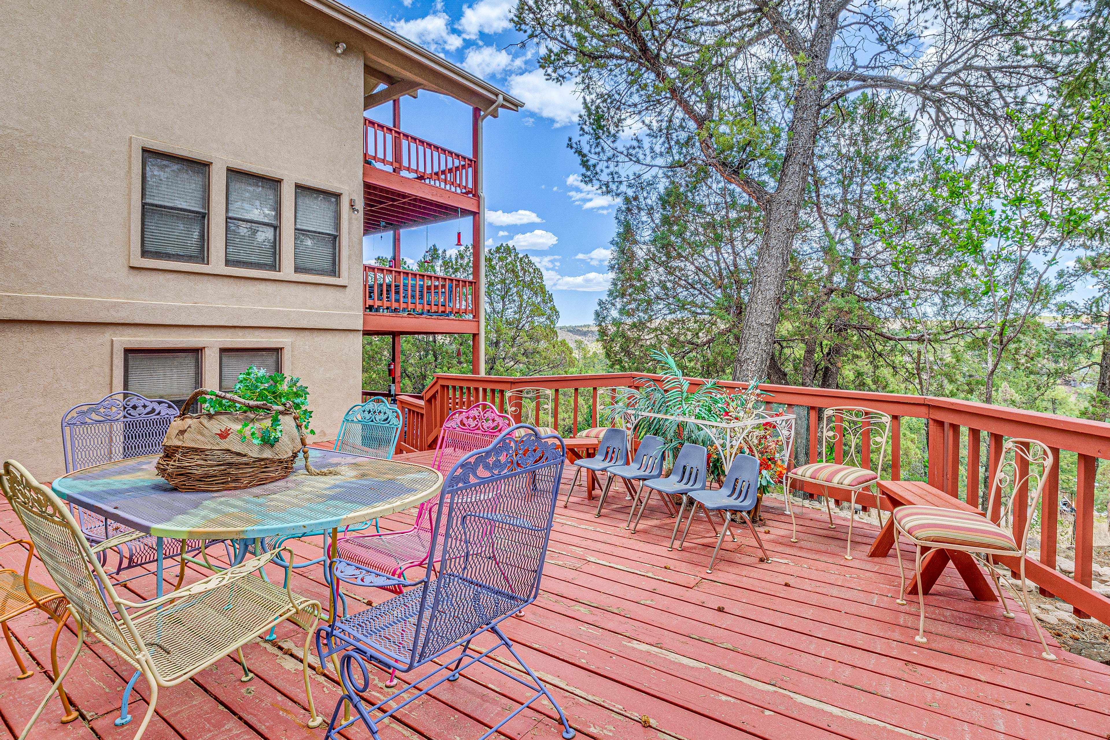 Multi-Level Deck | Outdoor Dining