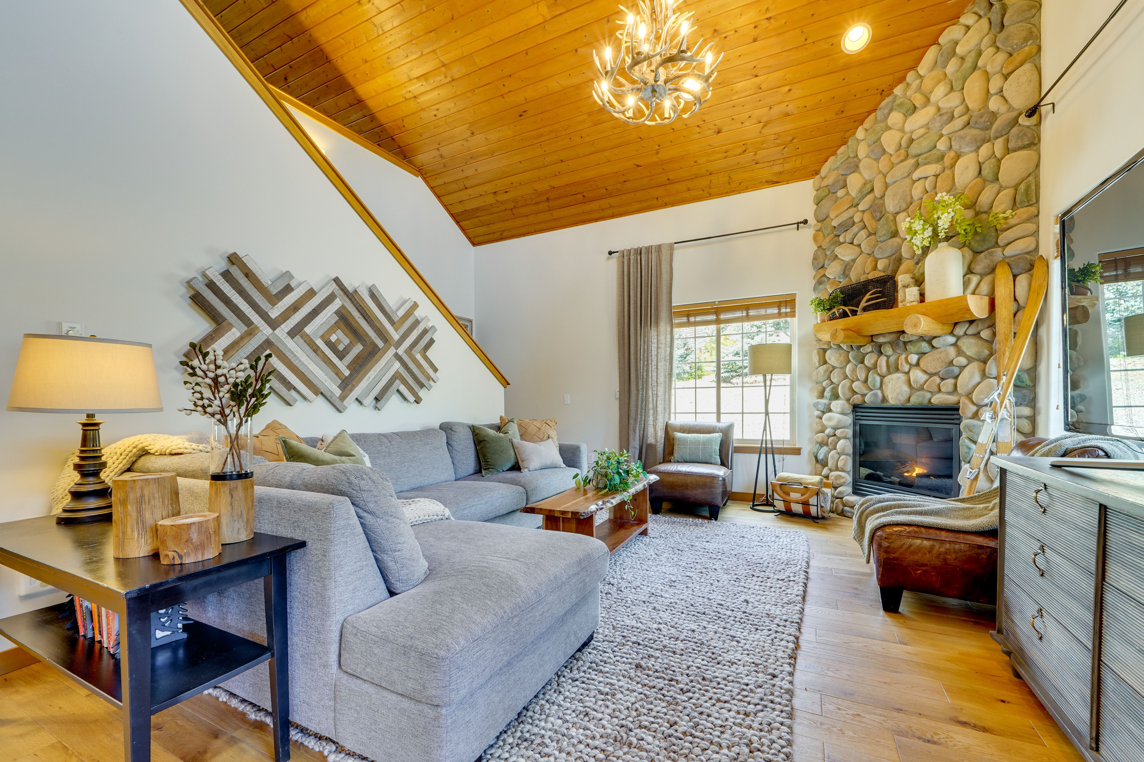 Living Room | 1st Floor