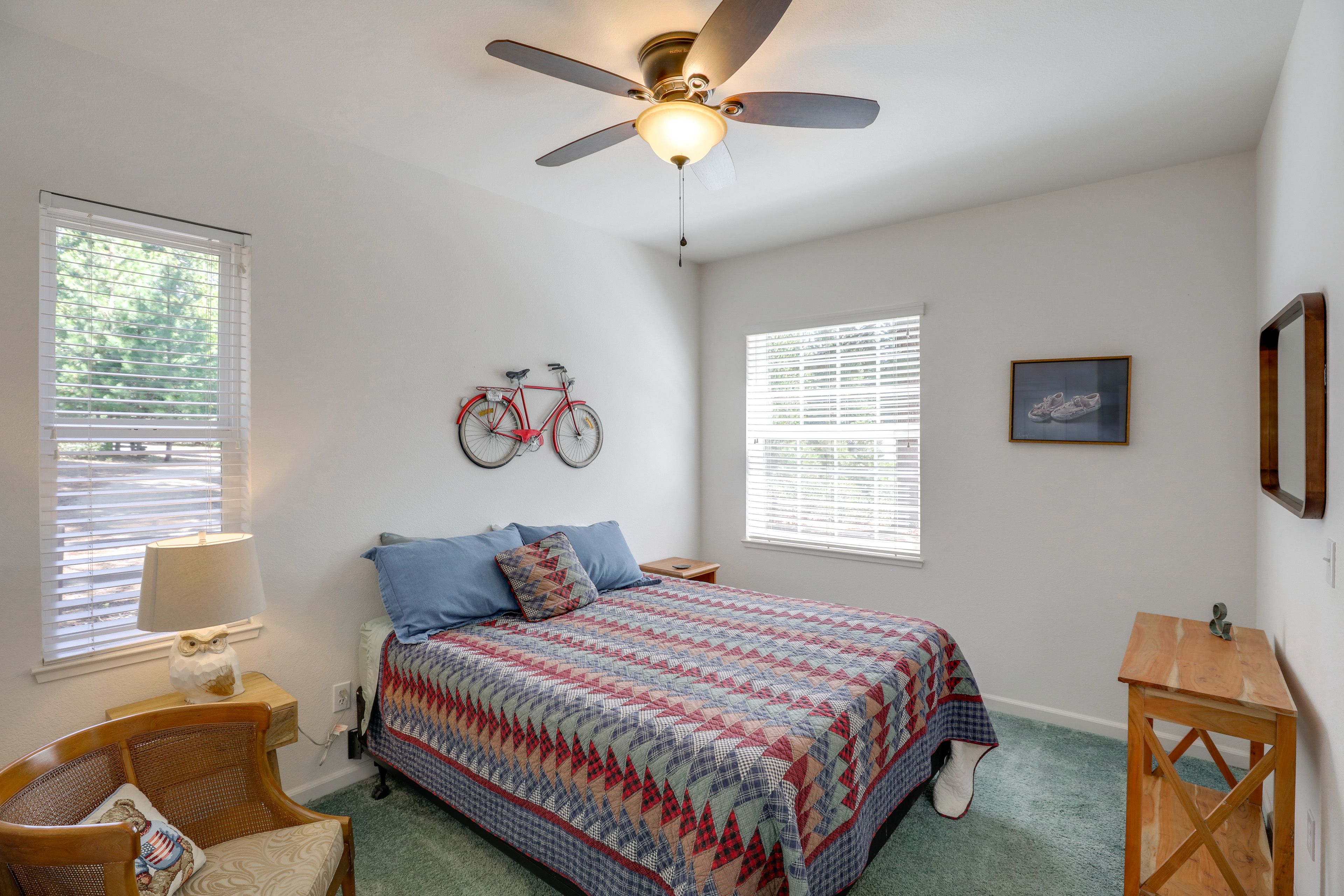 Bedroom 2 | Queen Bed